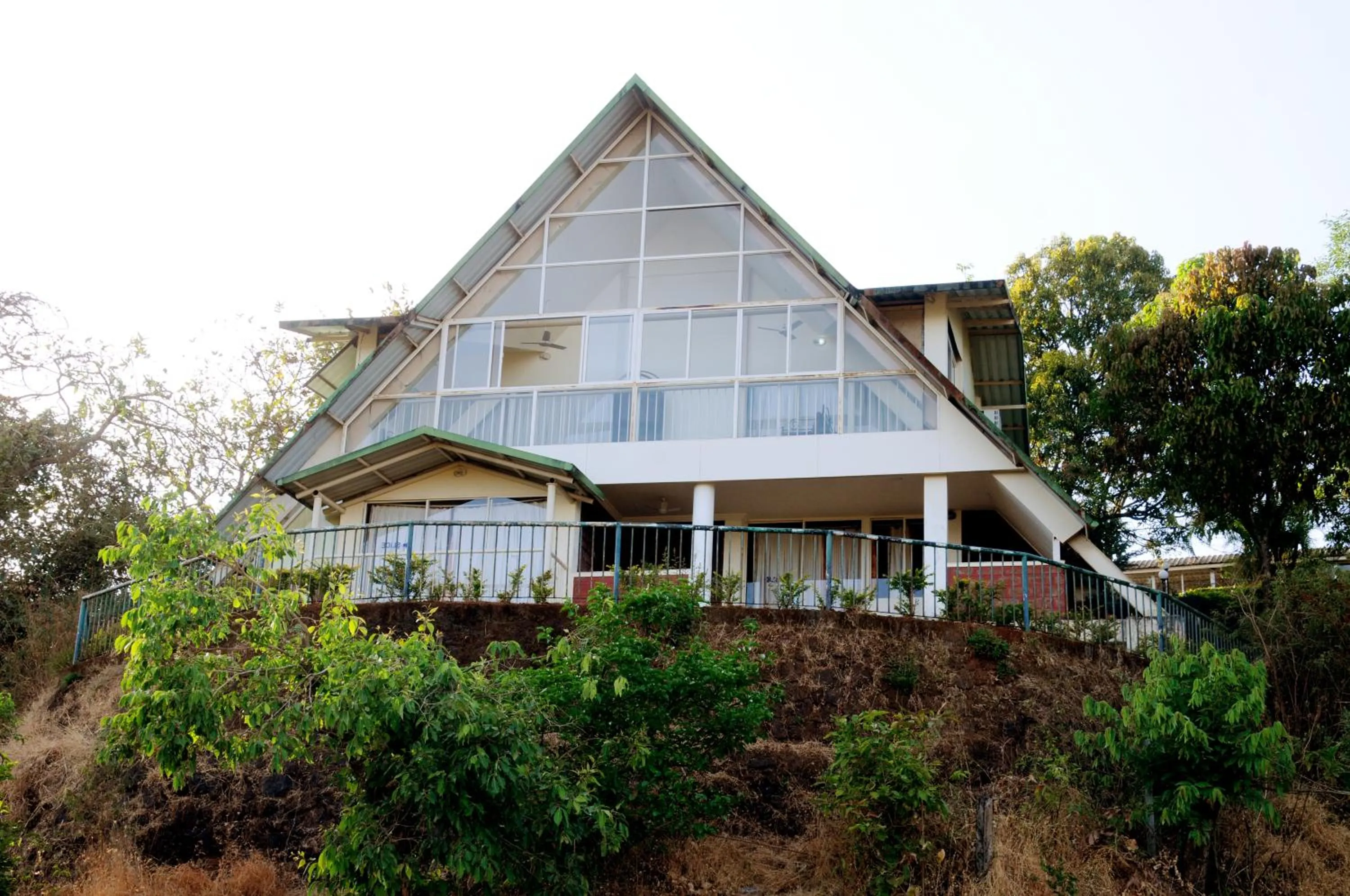 Property building in Wind Chalet