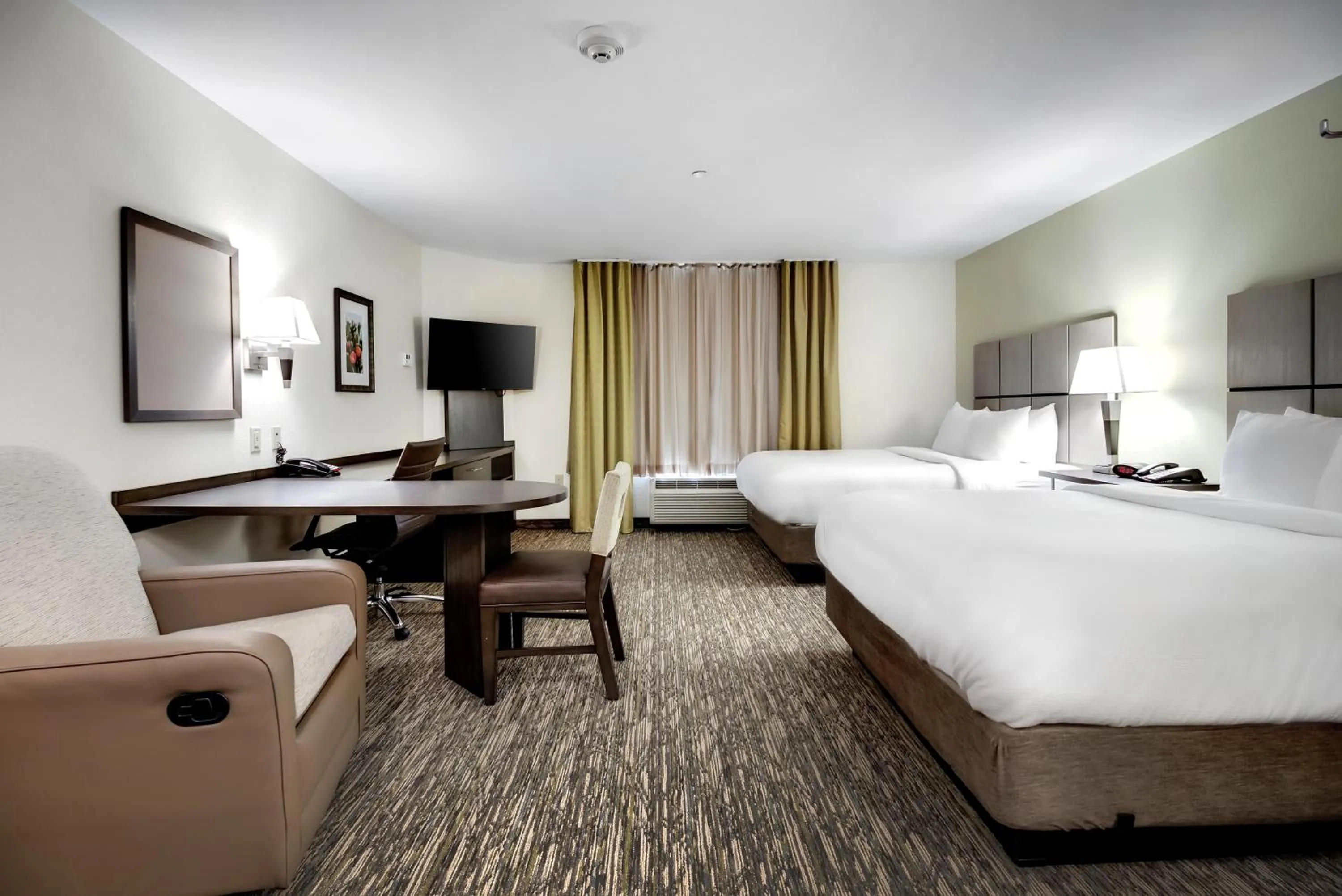 Bedroom, Bed in Candlewood Suites Waco by IHG