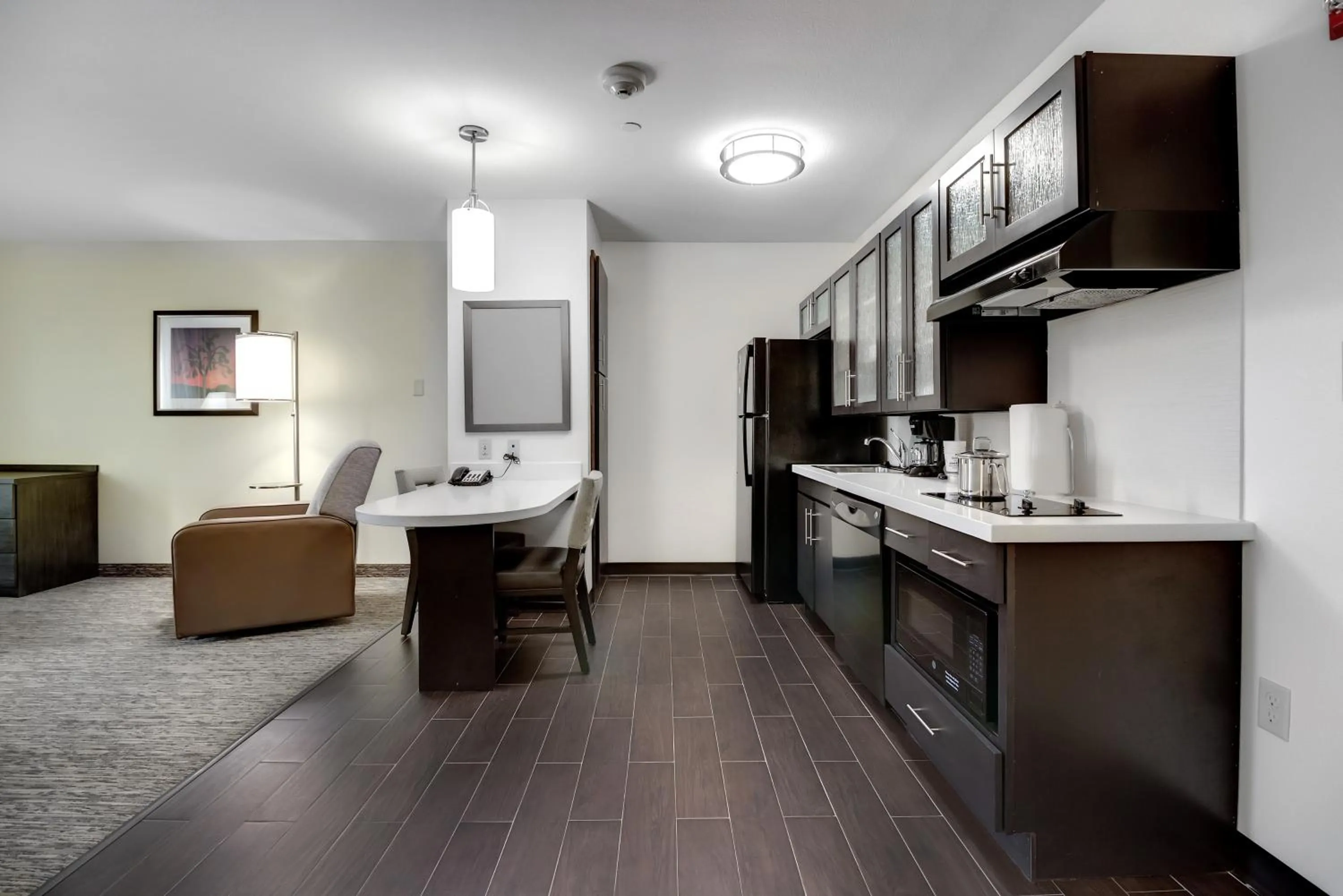 Kitchen or kitchenette in Candlewood Suites Waco by IHG