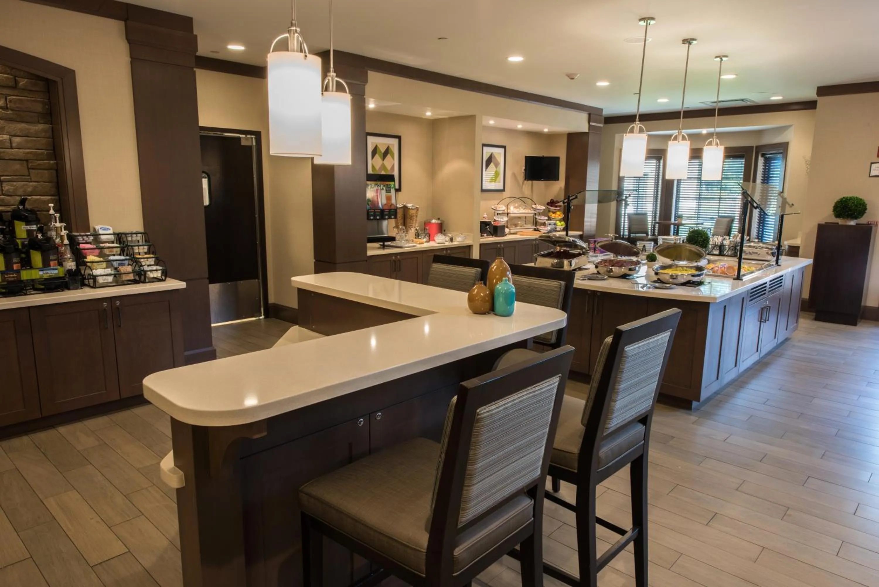 Breakfast in Staybridge Suites Albany Wolf Rd-Colonie Center by IHG