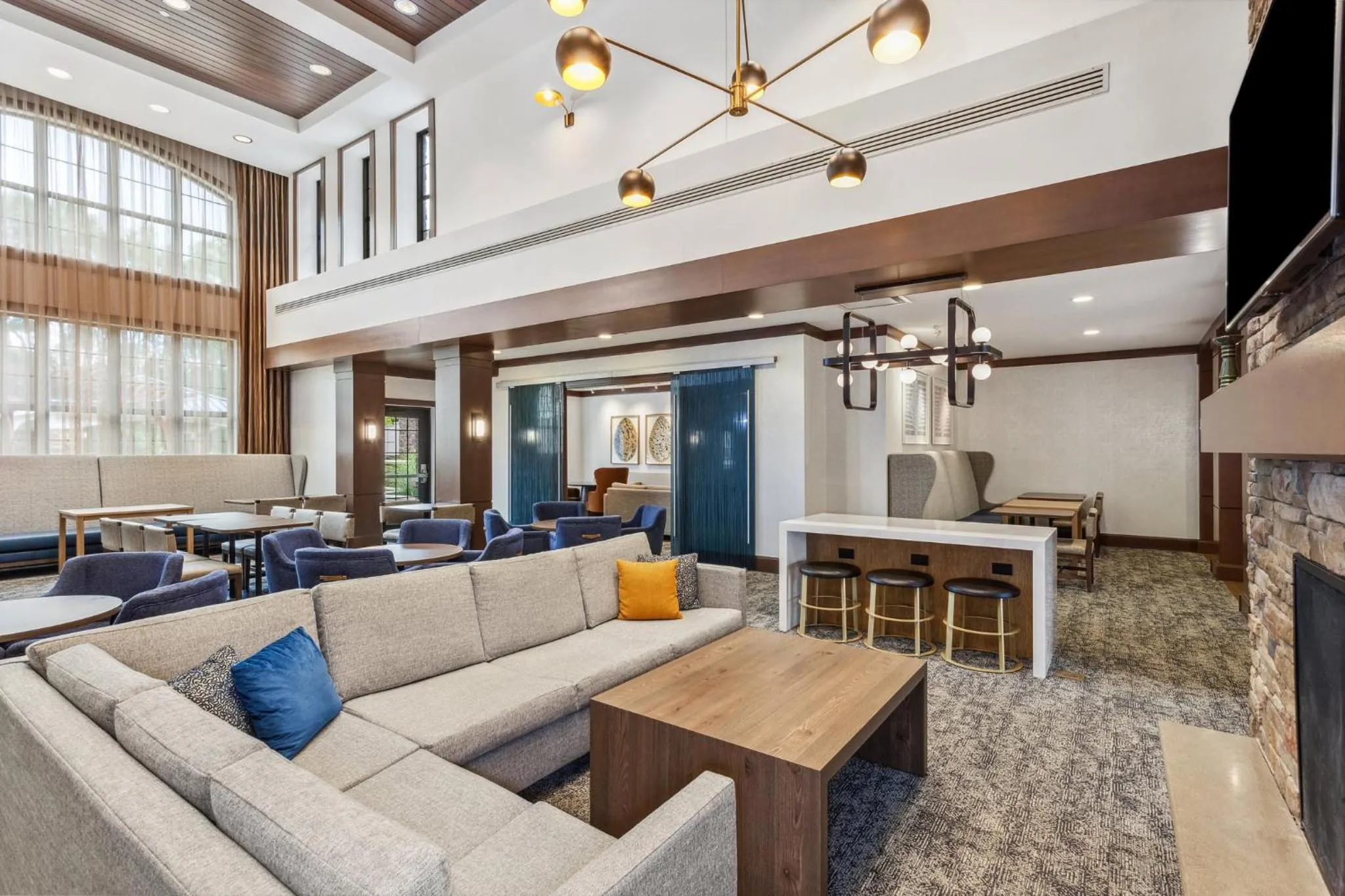 Restaurant/places to eat in Staybridge Suites Albany Wolf Rd-Colonie Center by IHG