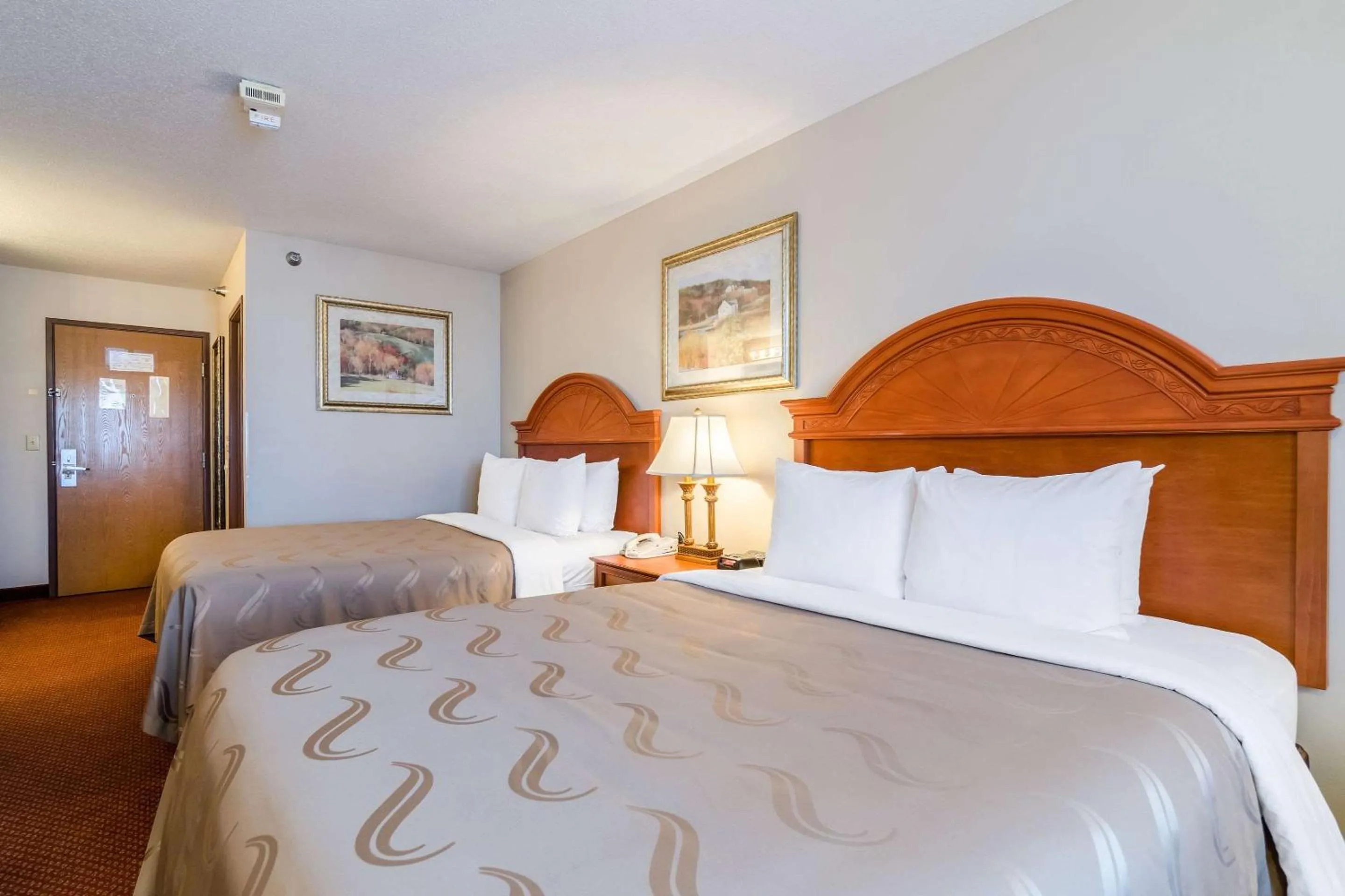 Bedroom, Bed in Quality Inn Alliance