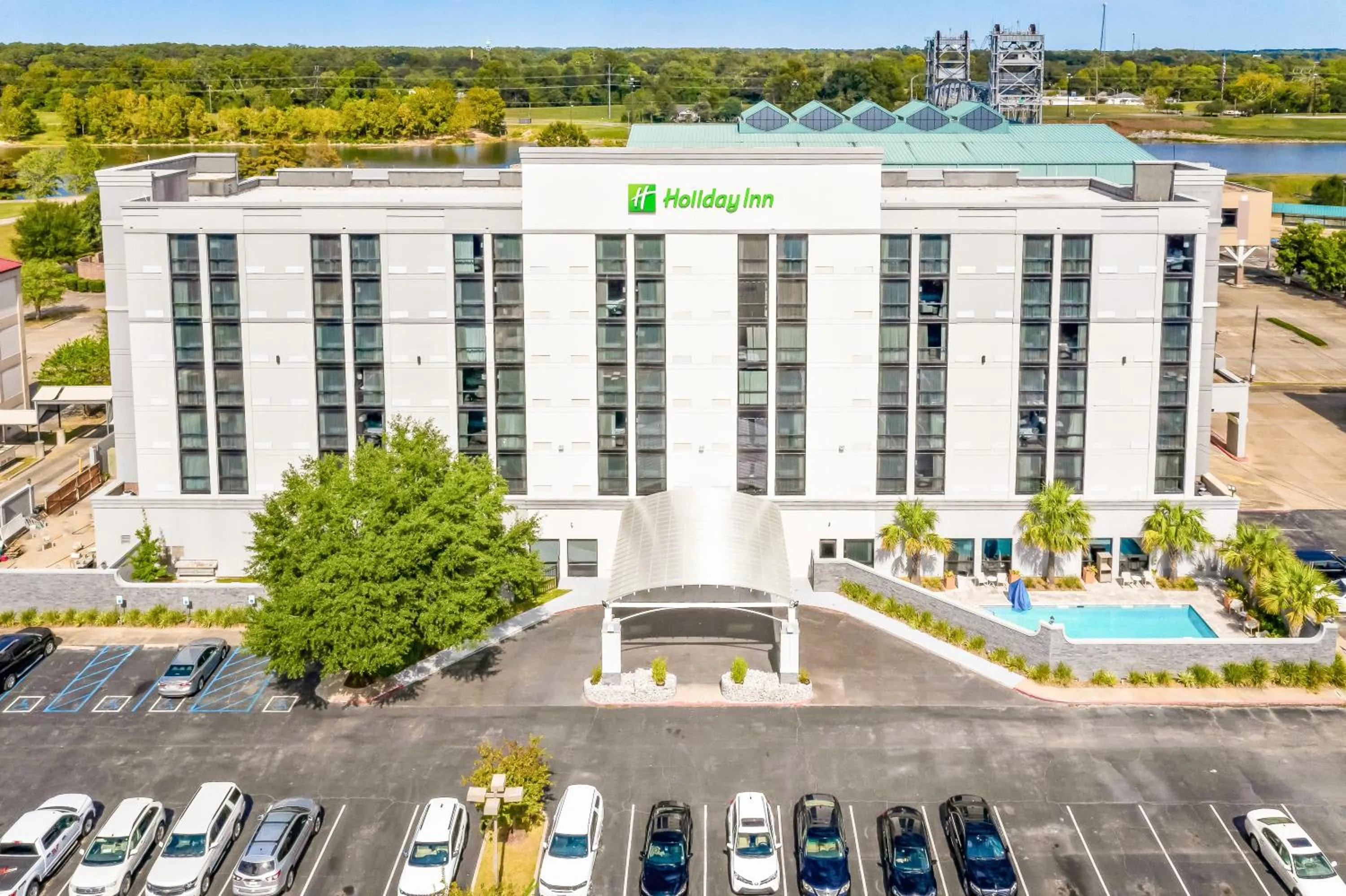 Property building in Holiday Inn Alexandria - Downtown by IHG
