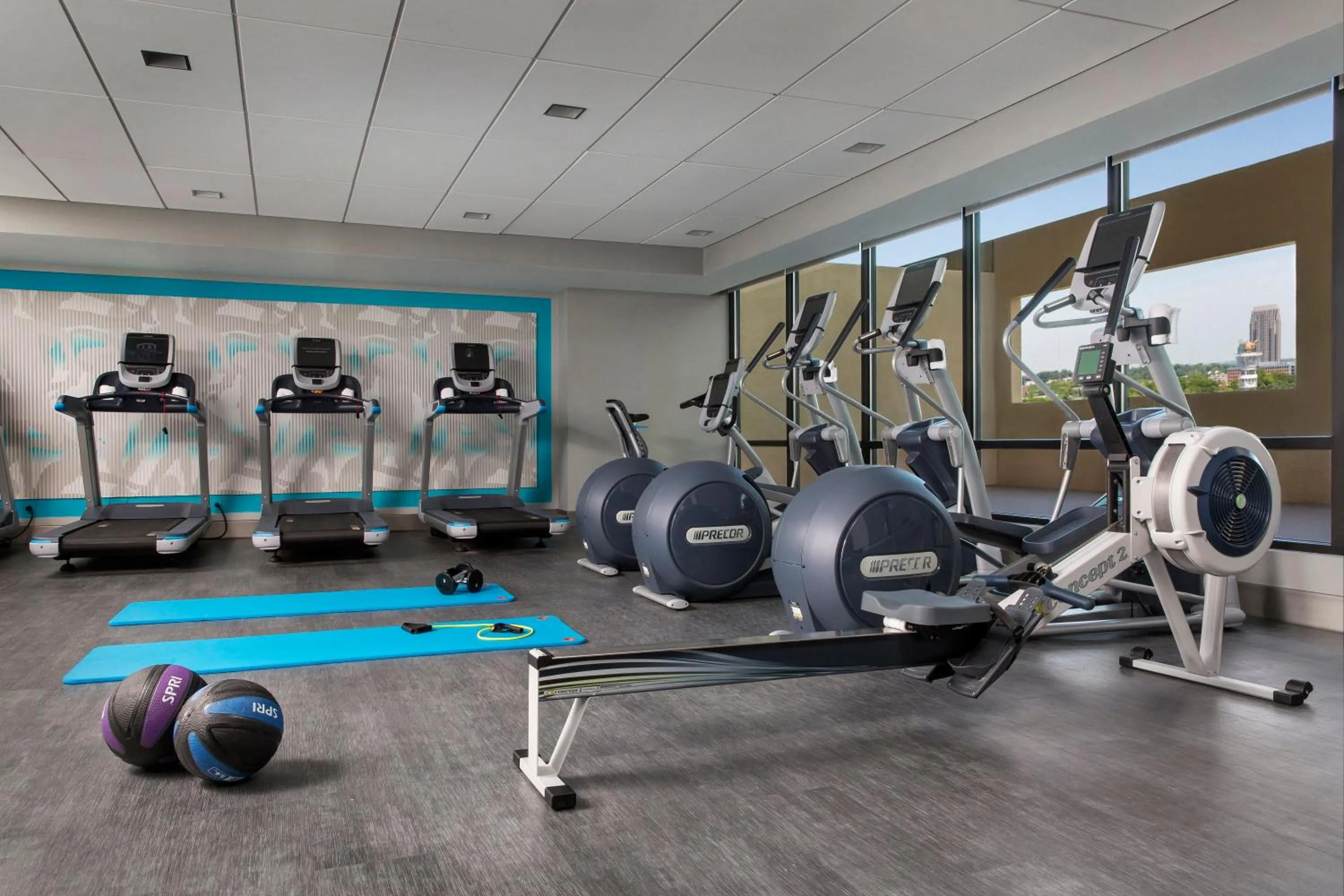Fitness centre/facilities in Staybridge Suites Atlanta - Midtown by IHG
