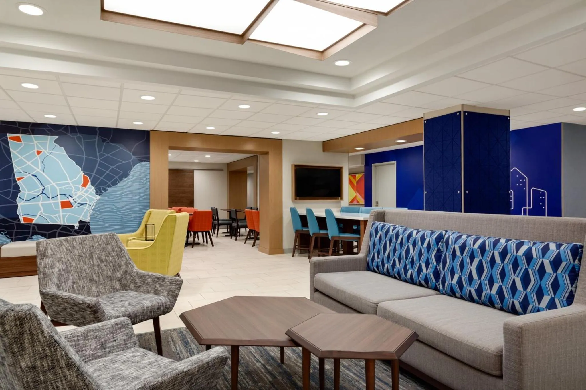 Property building in Holiday Inn Express - Atlanta-Kennesaw by IHG