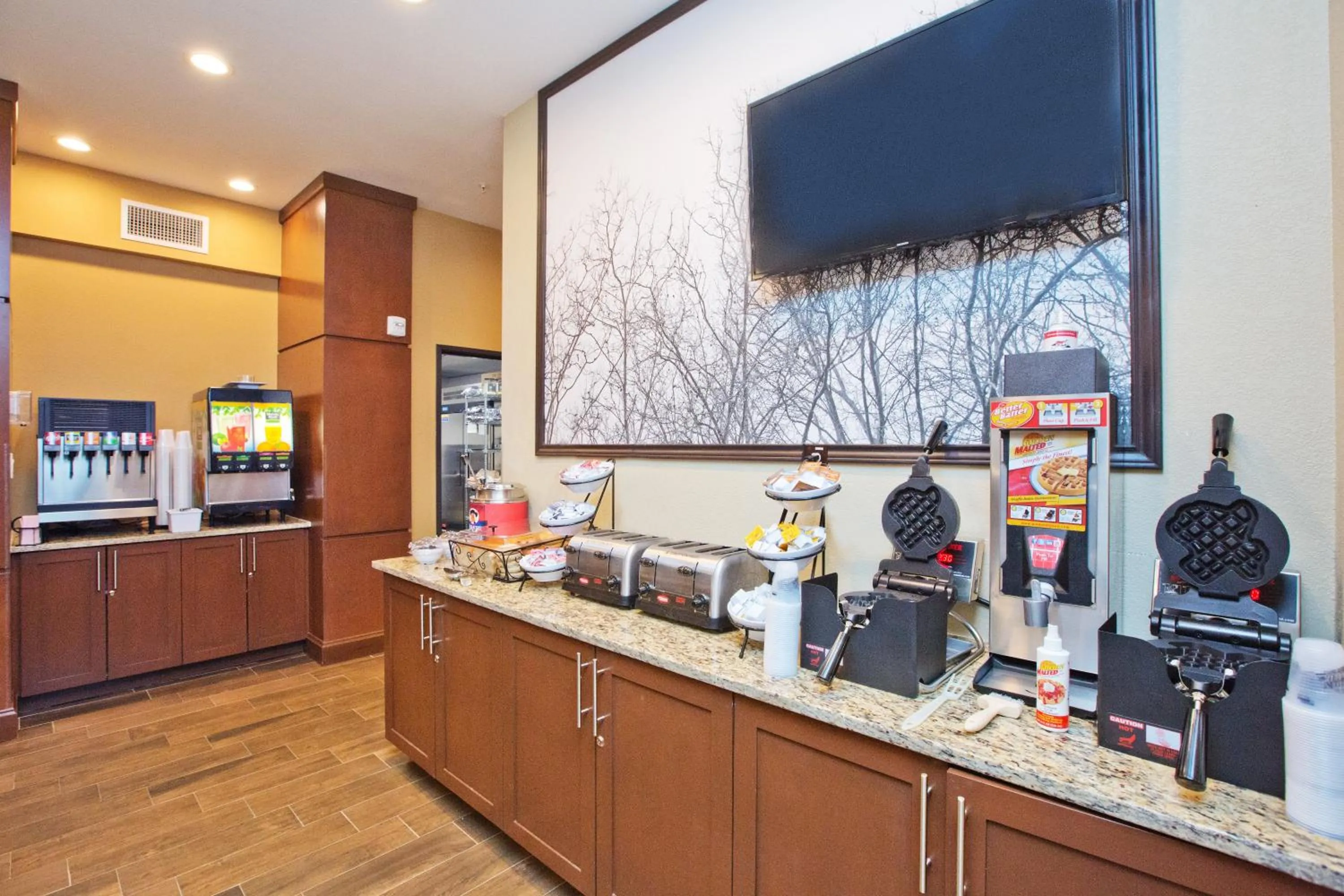 Breakfast in Staybridge Suites Austin South Interstate Hwy 35 by IHG