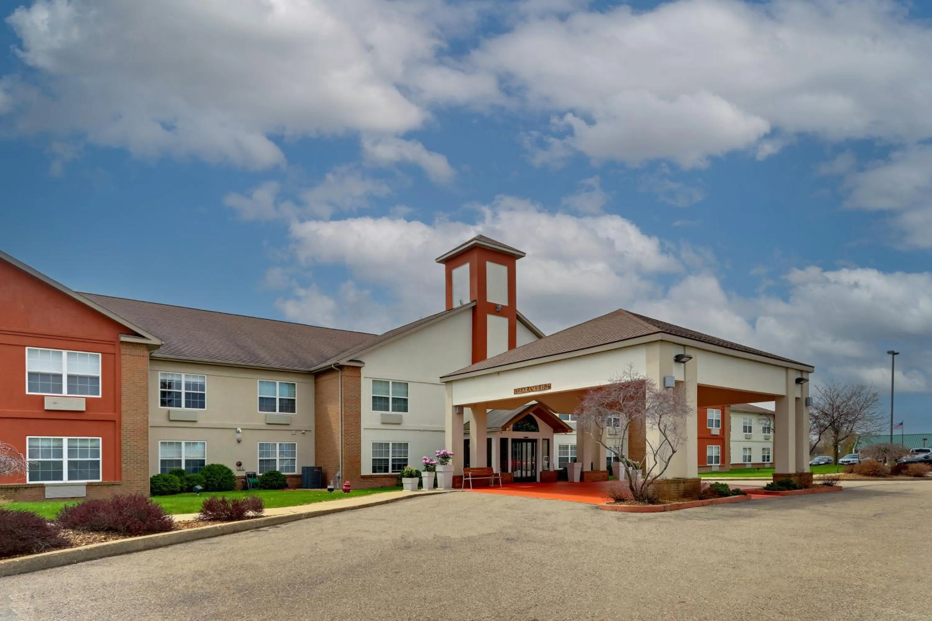 Property building in Holiday Inn Express & Suites Bad Axe by IHG