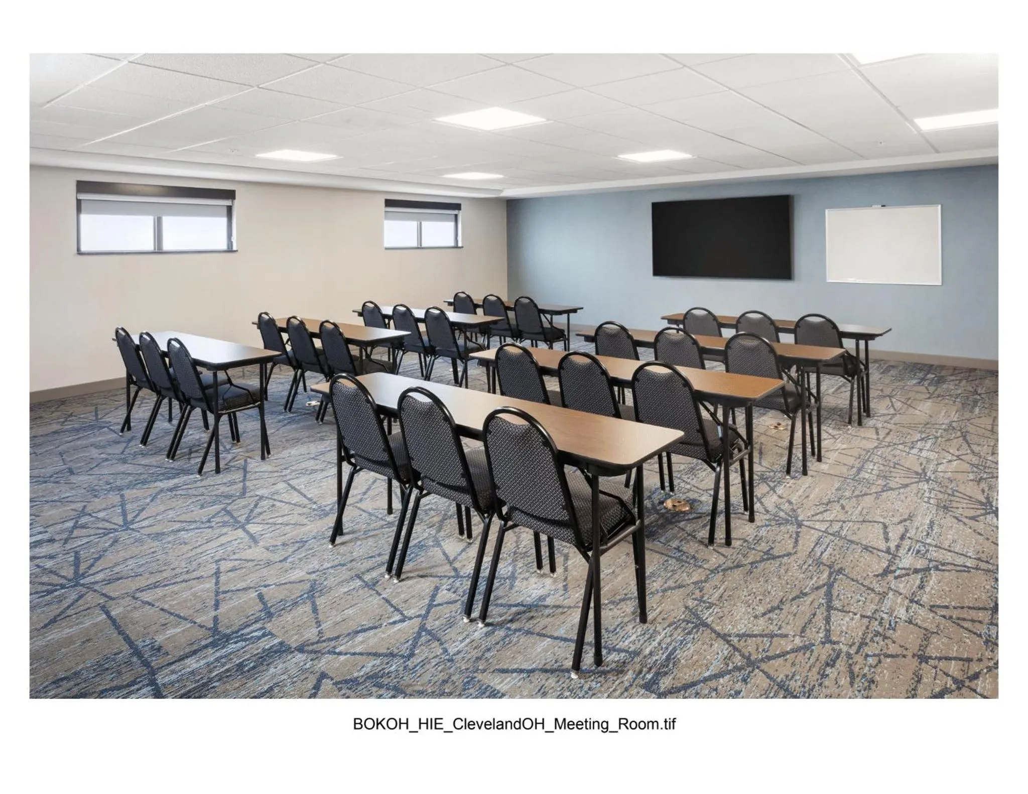 Meeting/conference room in Holiday Inn Express Cleveland Airport - Brook Park by IHG
