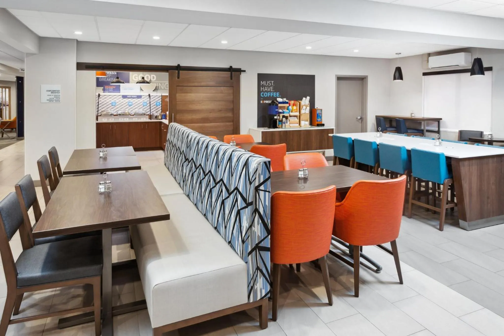 Breakfast in Holiday Inn Express Cleveland Airport - Brook Park by IHG