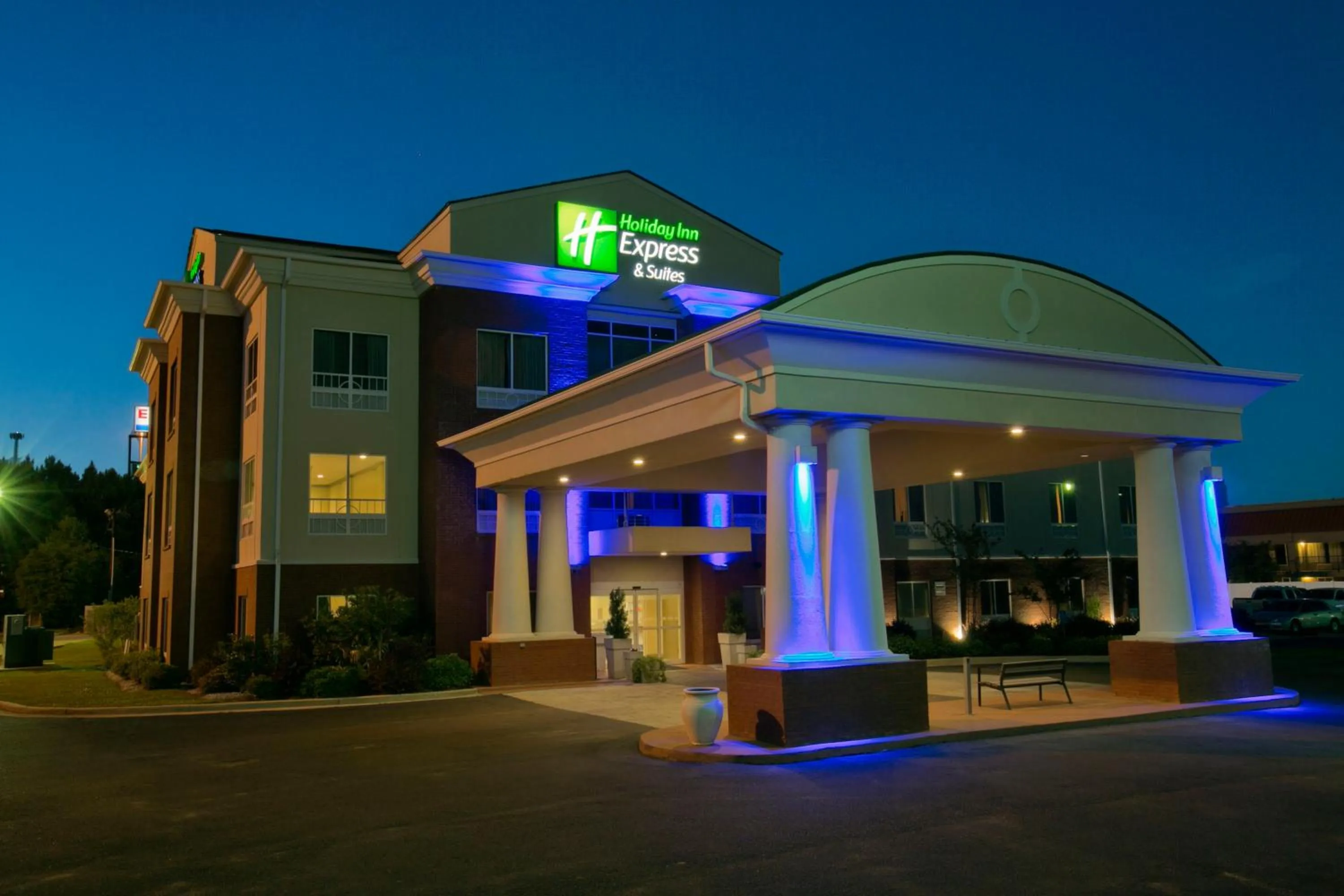 Property building in Holiday Inn Express & Suites Brookhaven by IHG