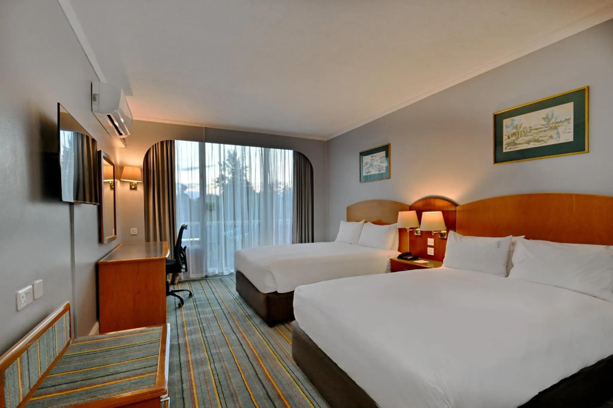 Photo of the whole room, Bed in Holiday Inn - Bulawayo by IHG