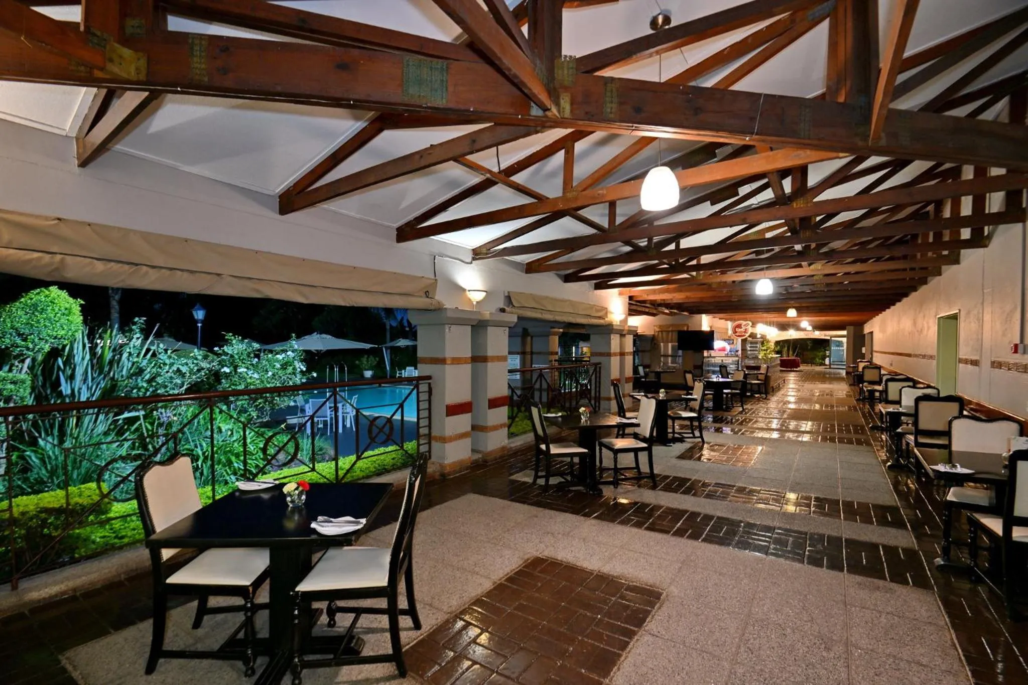 Restaurant/places to eat in Holiday Inn - Bulawayo by IHG