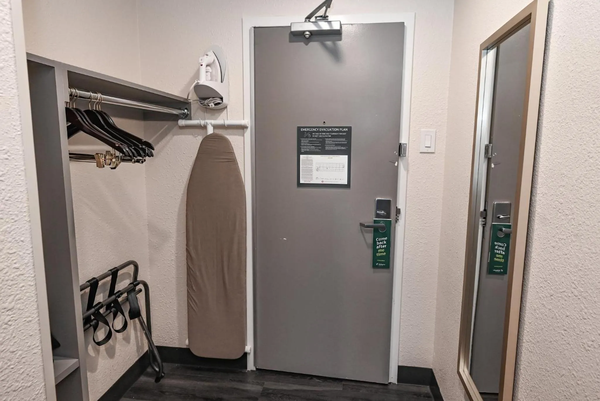 Photo of the whole room in Holiday Inn Cleveland-Mayfield by IHG