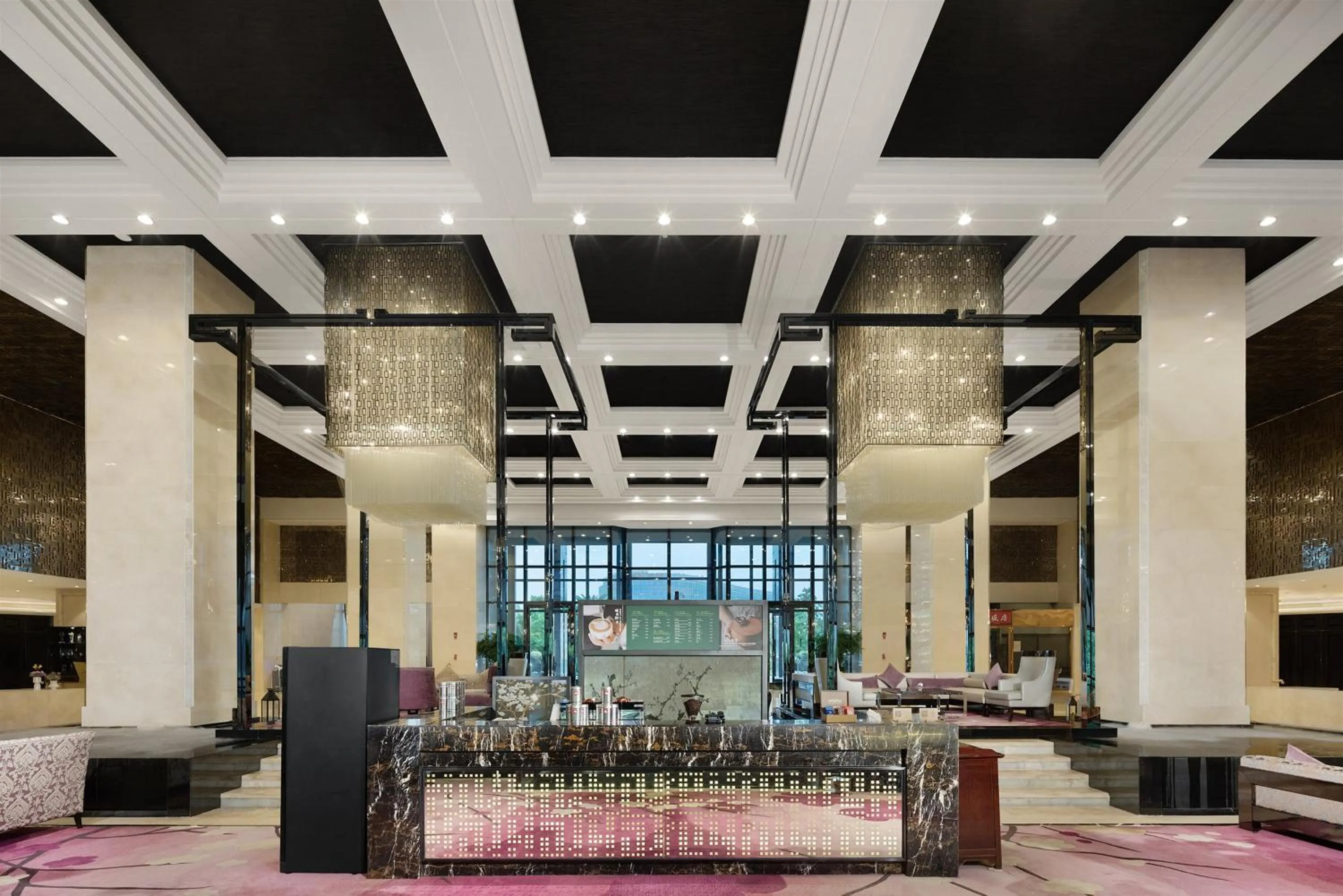 Lounge or bar in Holiday Inn Chengdu High-Tech Center by IHG