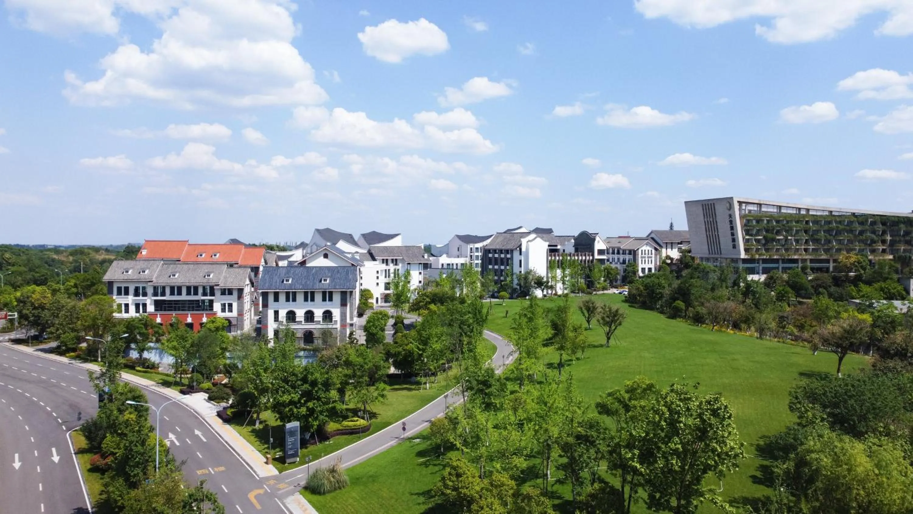 Property building in InterContinental Sancha Lake by IHG