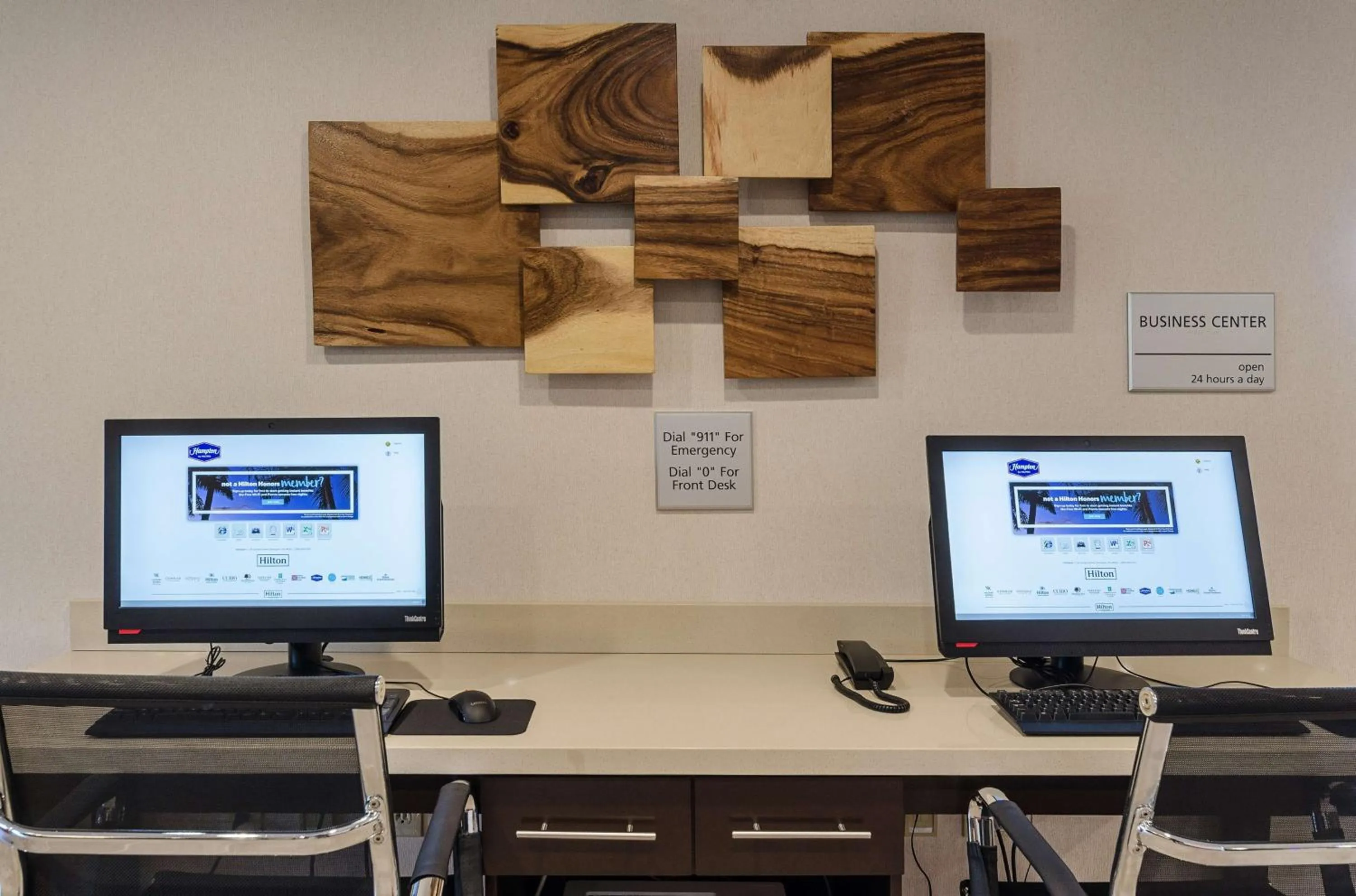 Business facilities in Hampton Inn Covington VA