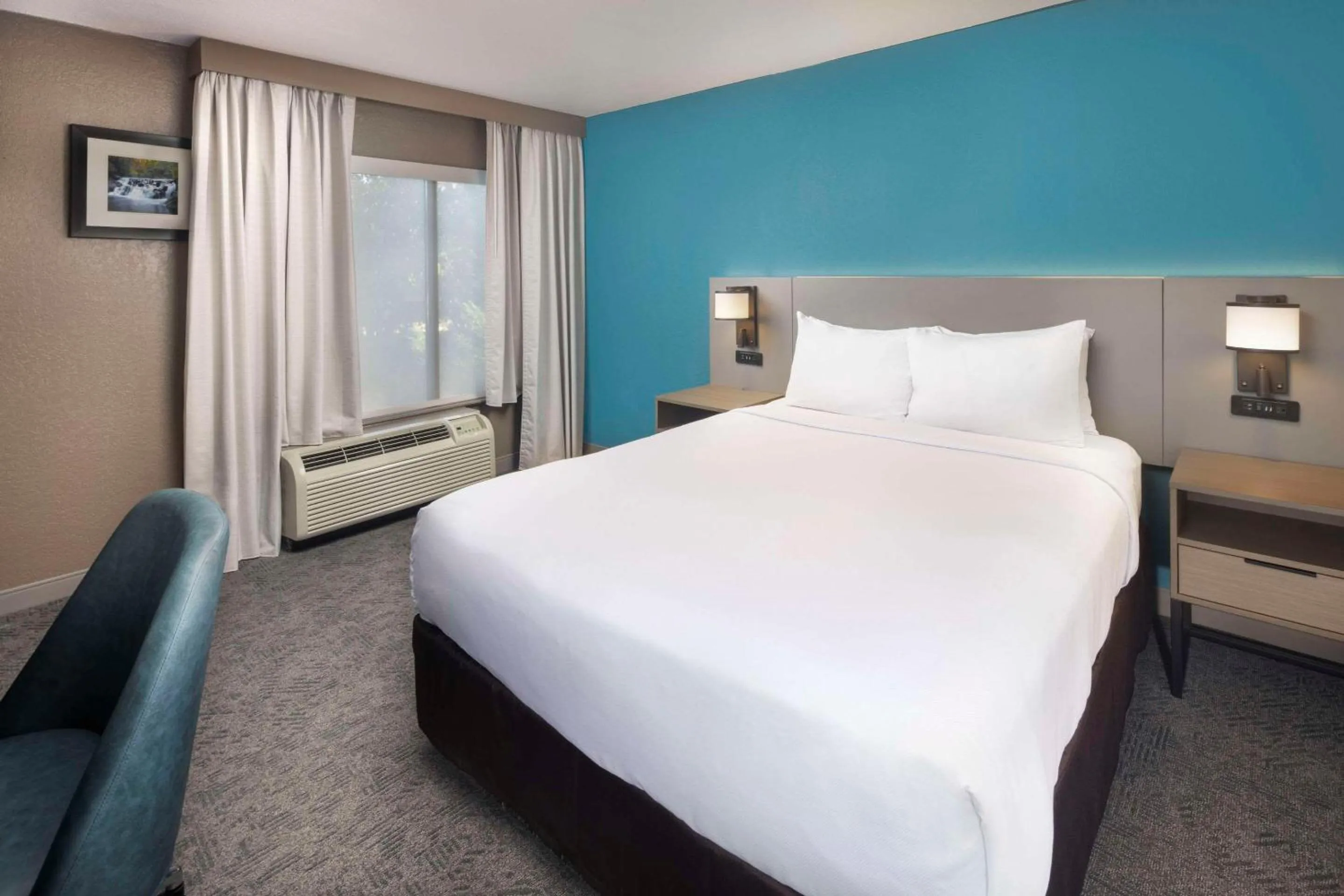 Bedroom, Bed in Comfort Inn & Suites Dahlonega University Area