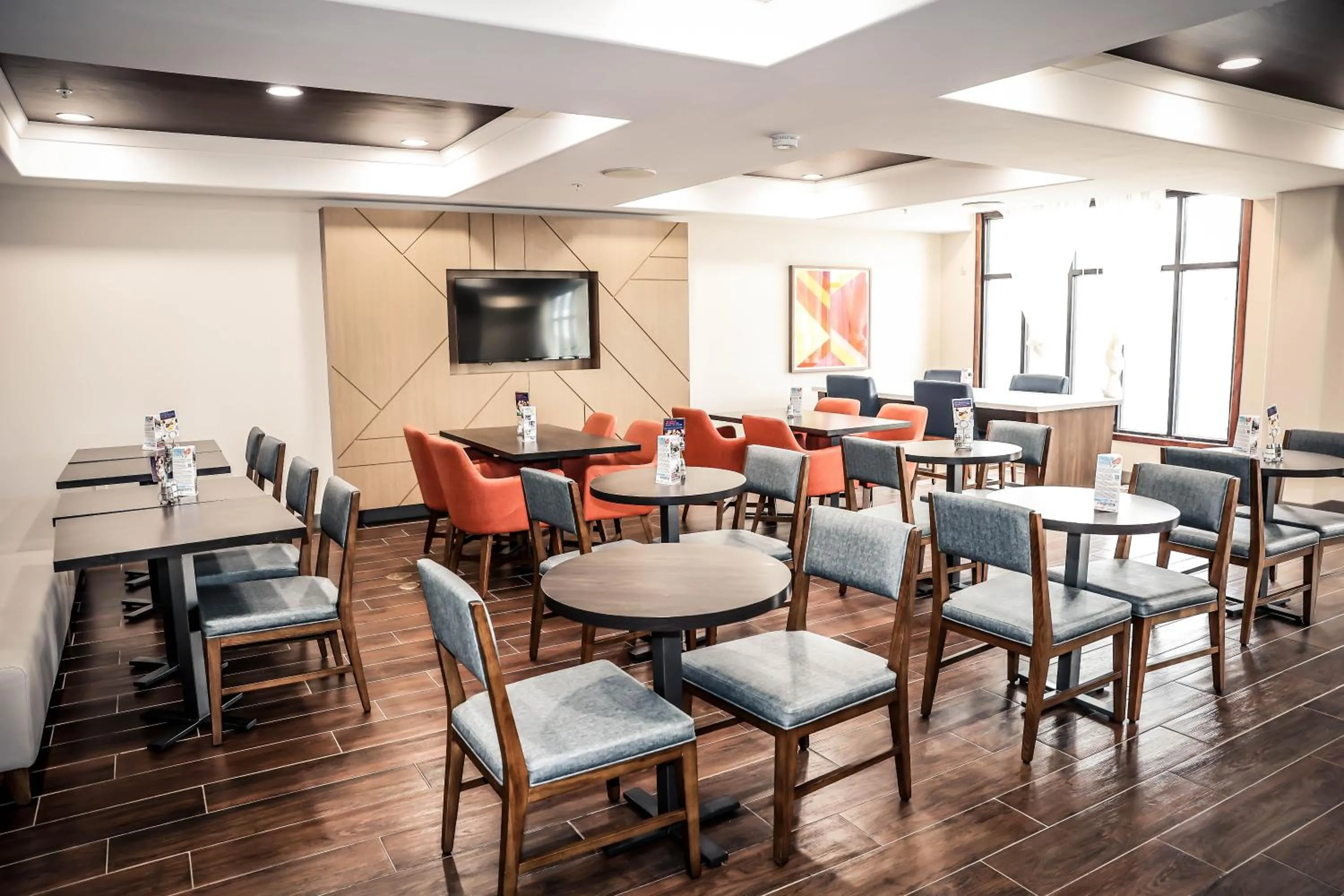 Seating area in Holiday Inn Express & Suites Douglas by IHG