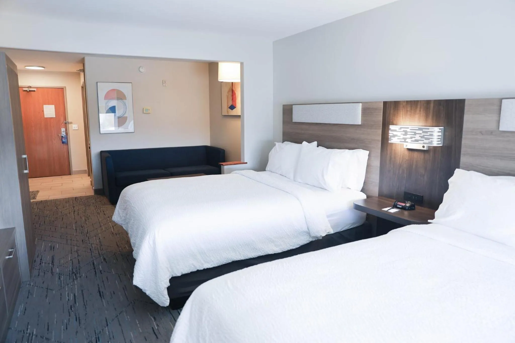 Photo of the whole room, Bed in Holiday Inn Express & Suites Douglas by IHG