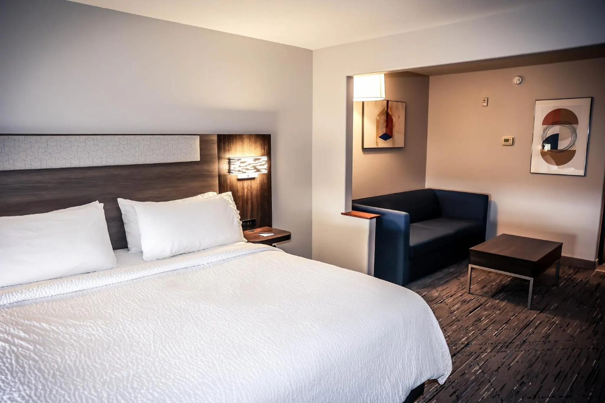 Bedroom, Bed in Holiday Inn Express & Suites Douglas by IHG