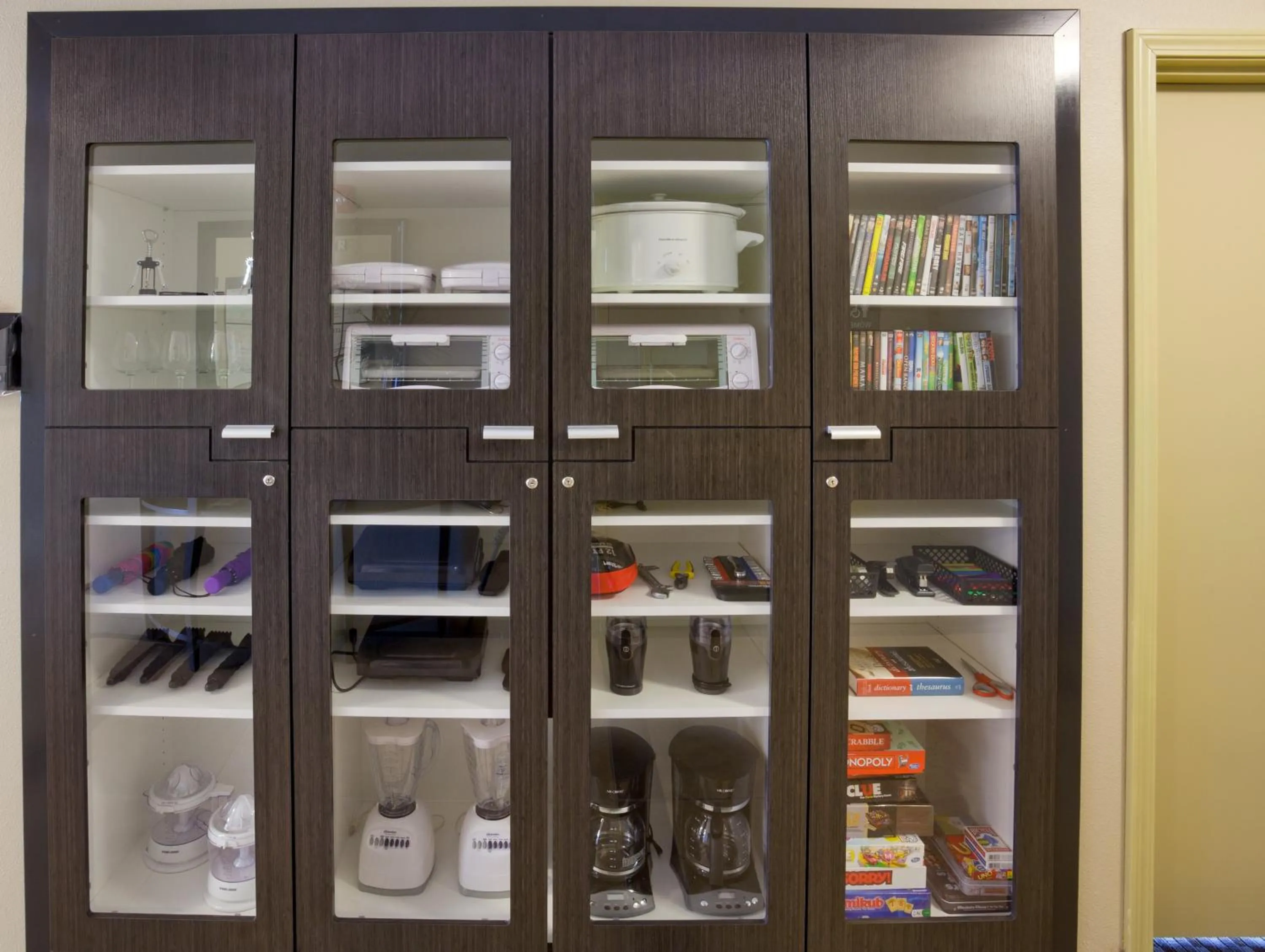 Lobby or reception in Candlewood Suites Dickinson by IHG