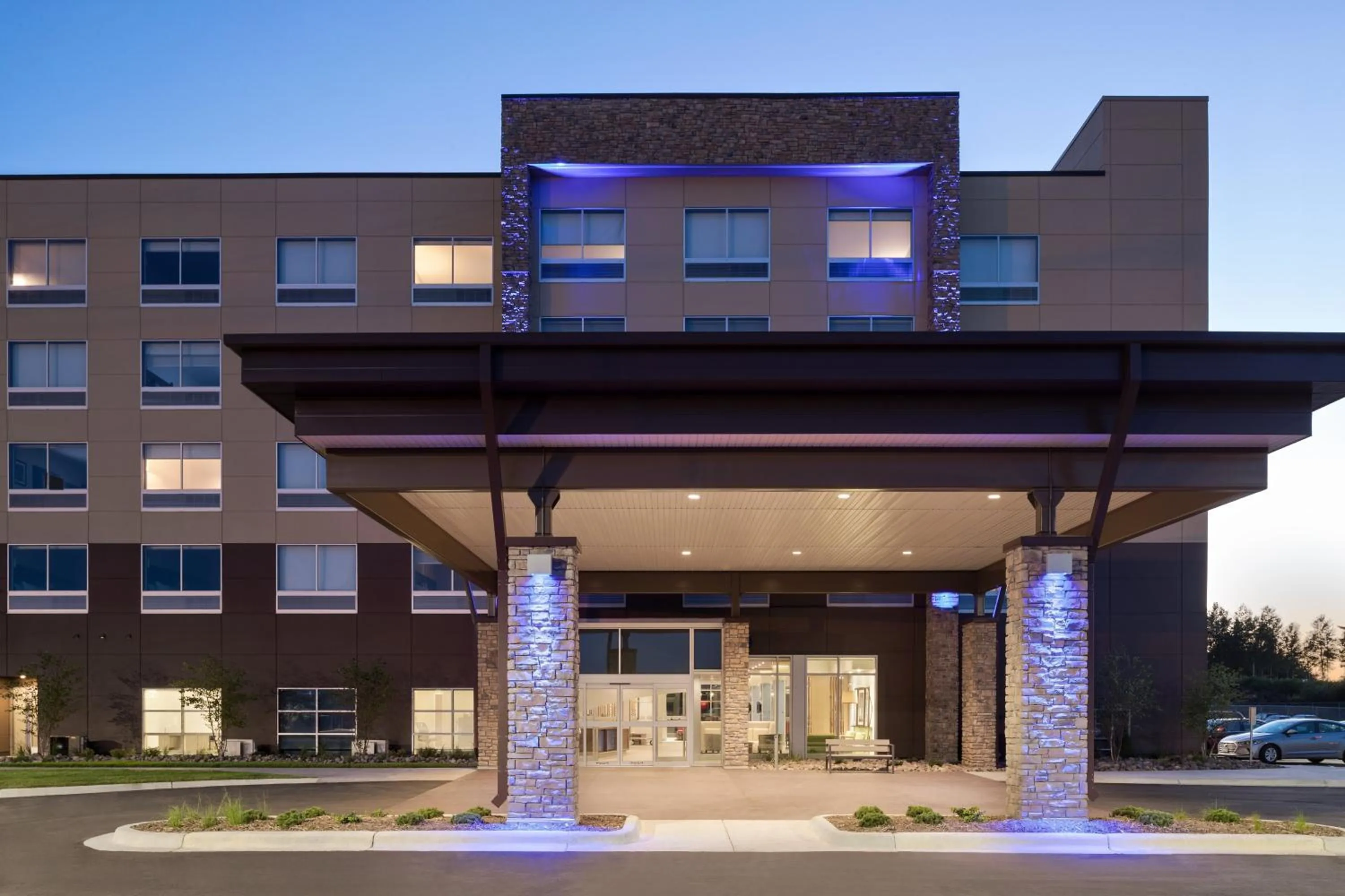 Property building in Holiday Inn Express & Suites Duluth North - Miller Hill by IHG