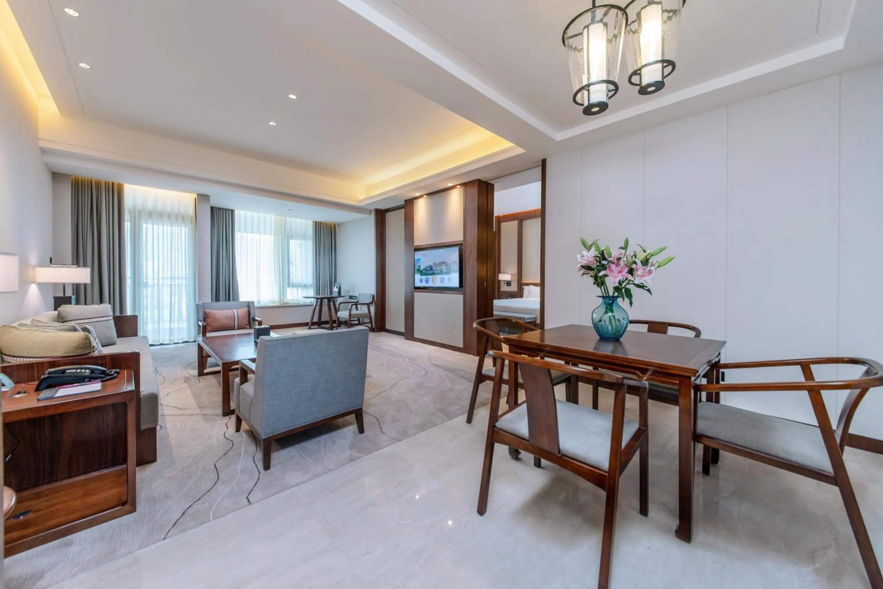 Photo of the whole room in Howard Johnson Neodalle Resort Zhangjiajie