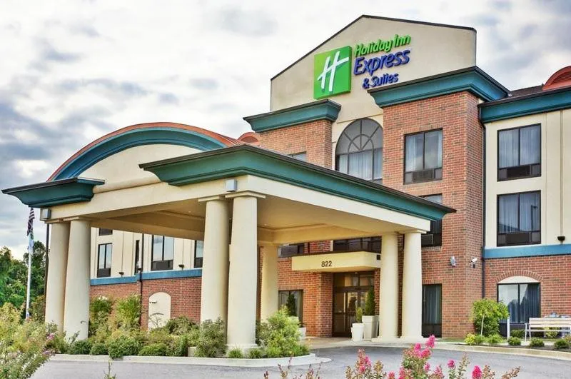 Property building in Holiday Inn Express & Suites Dyersburg by IHG