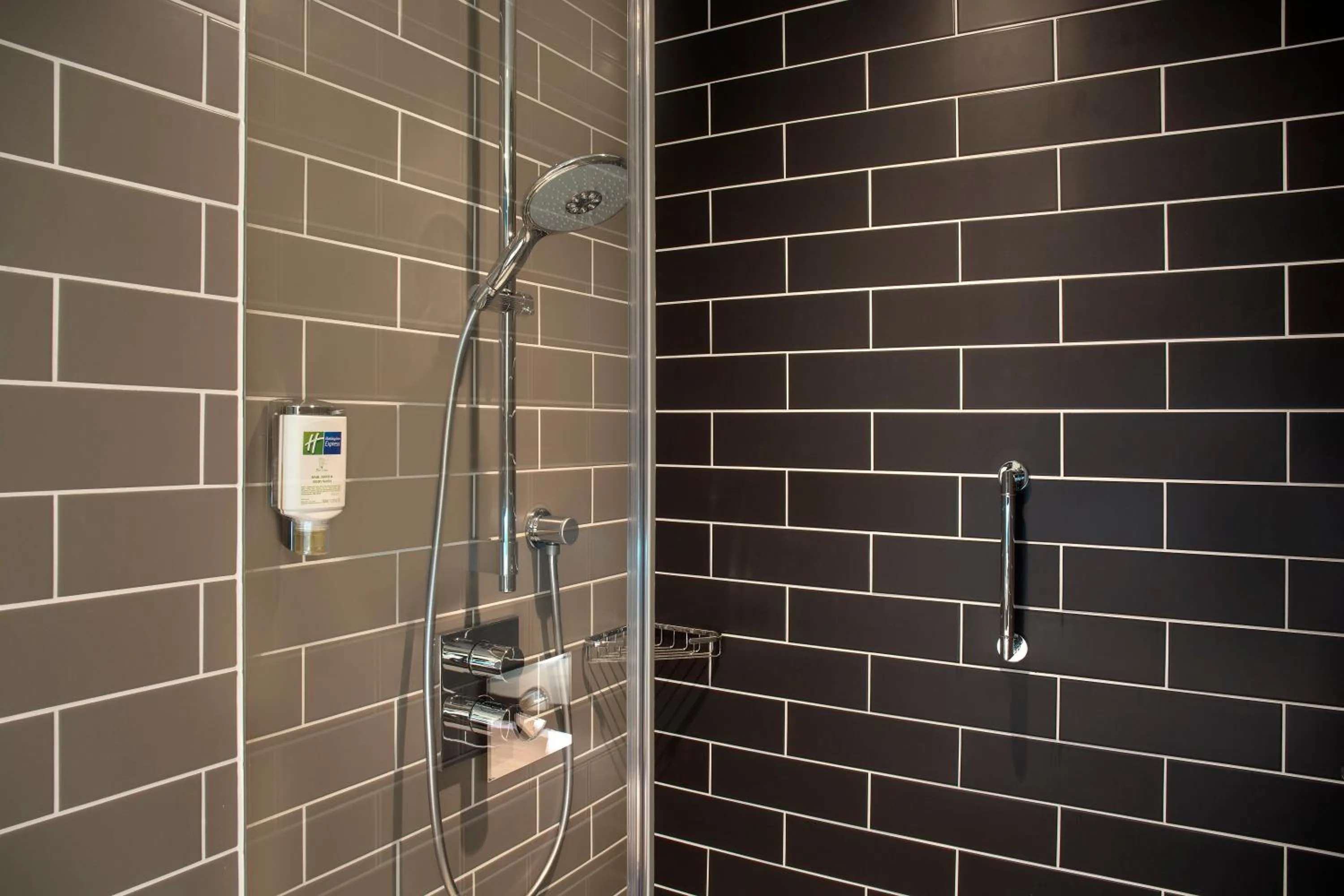 Bathroom in Holiday Inn Express Karlsruhe - City Park by IHG