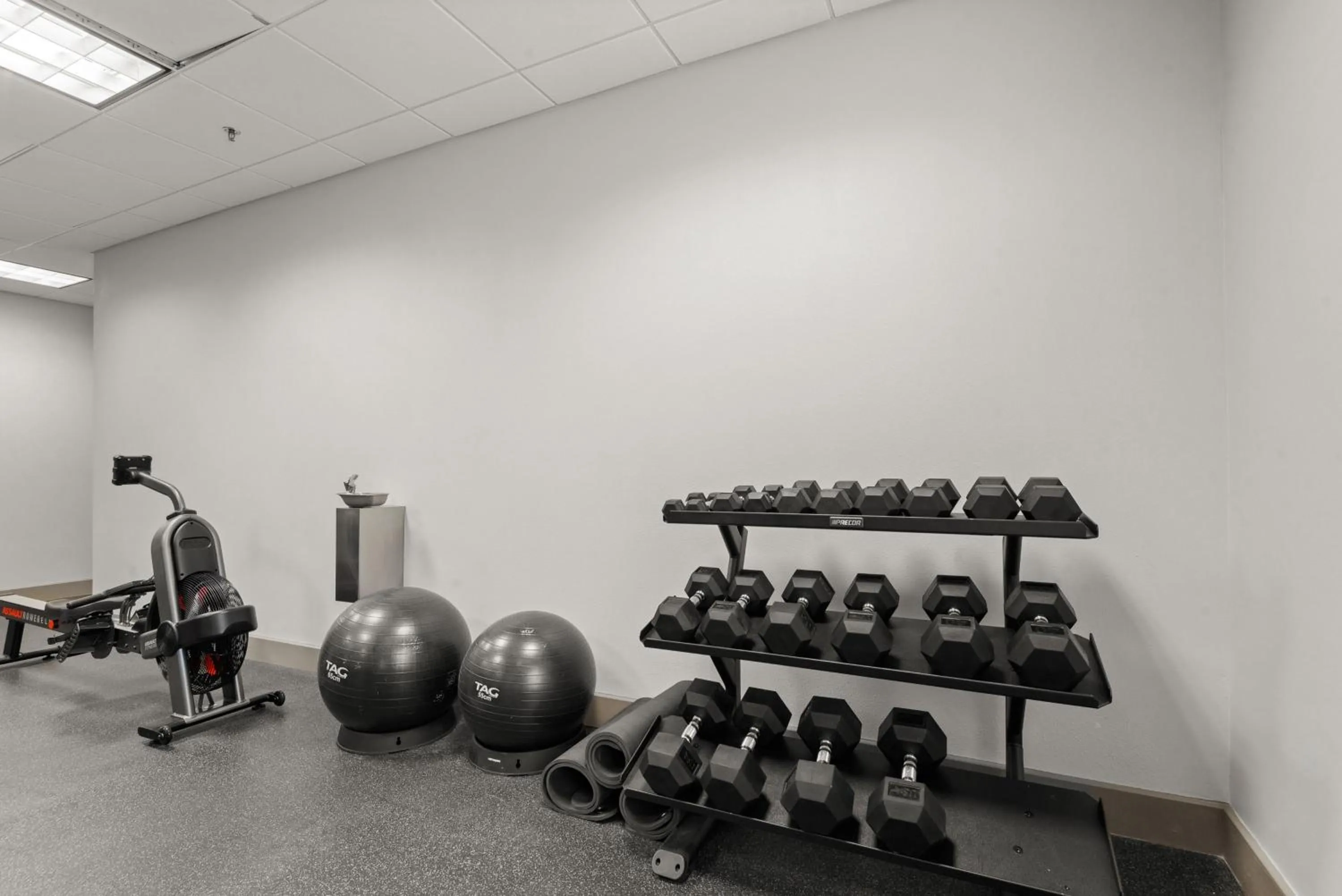 Fitness centre/facilities in Holiday Inn Express & Suites Gonzales by IHG