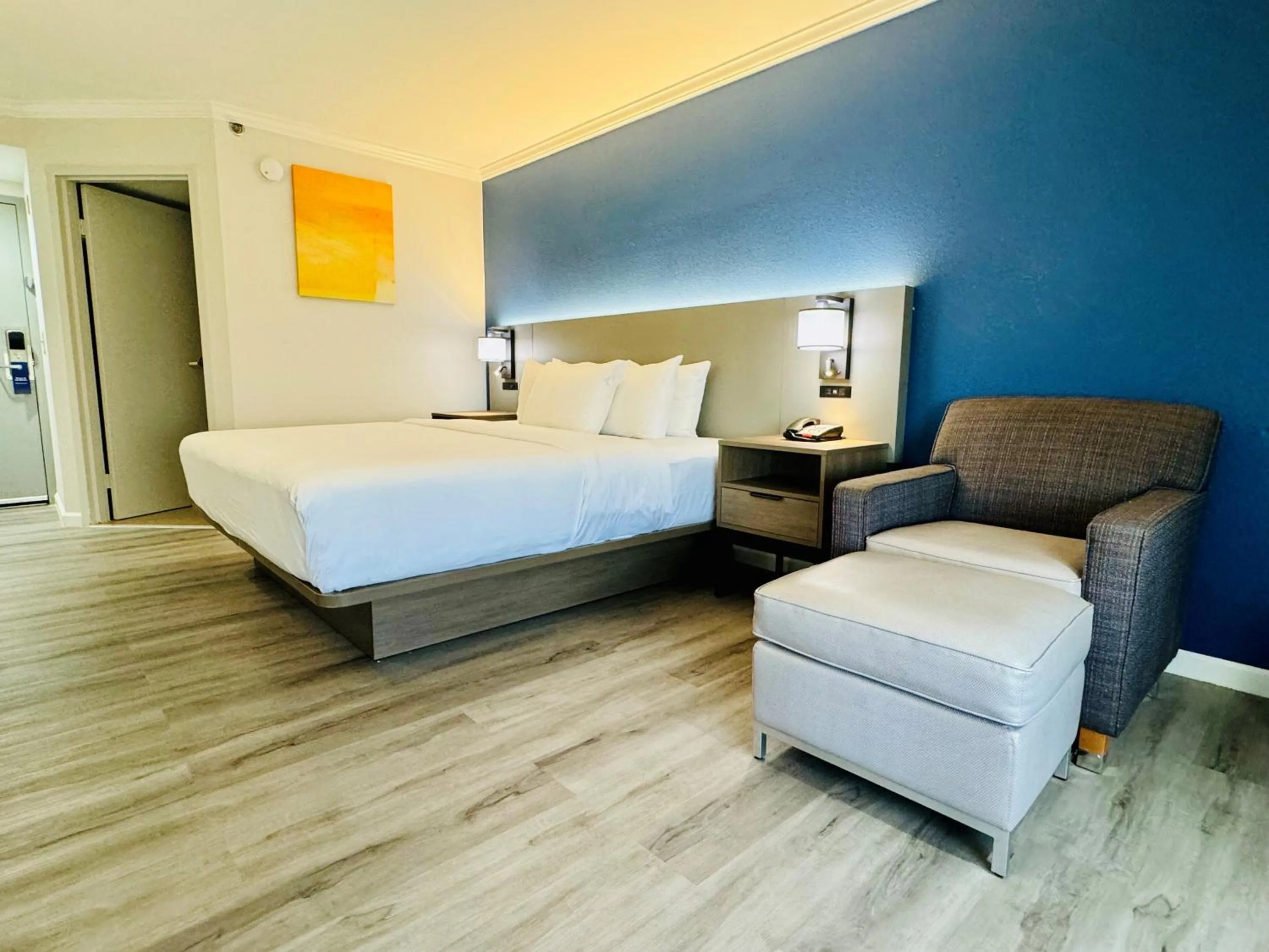 Bedroom, Bed in Comfort Inn & Suites Houston I-10 West Energy Corridor
