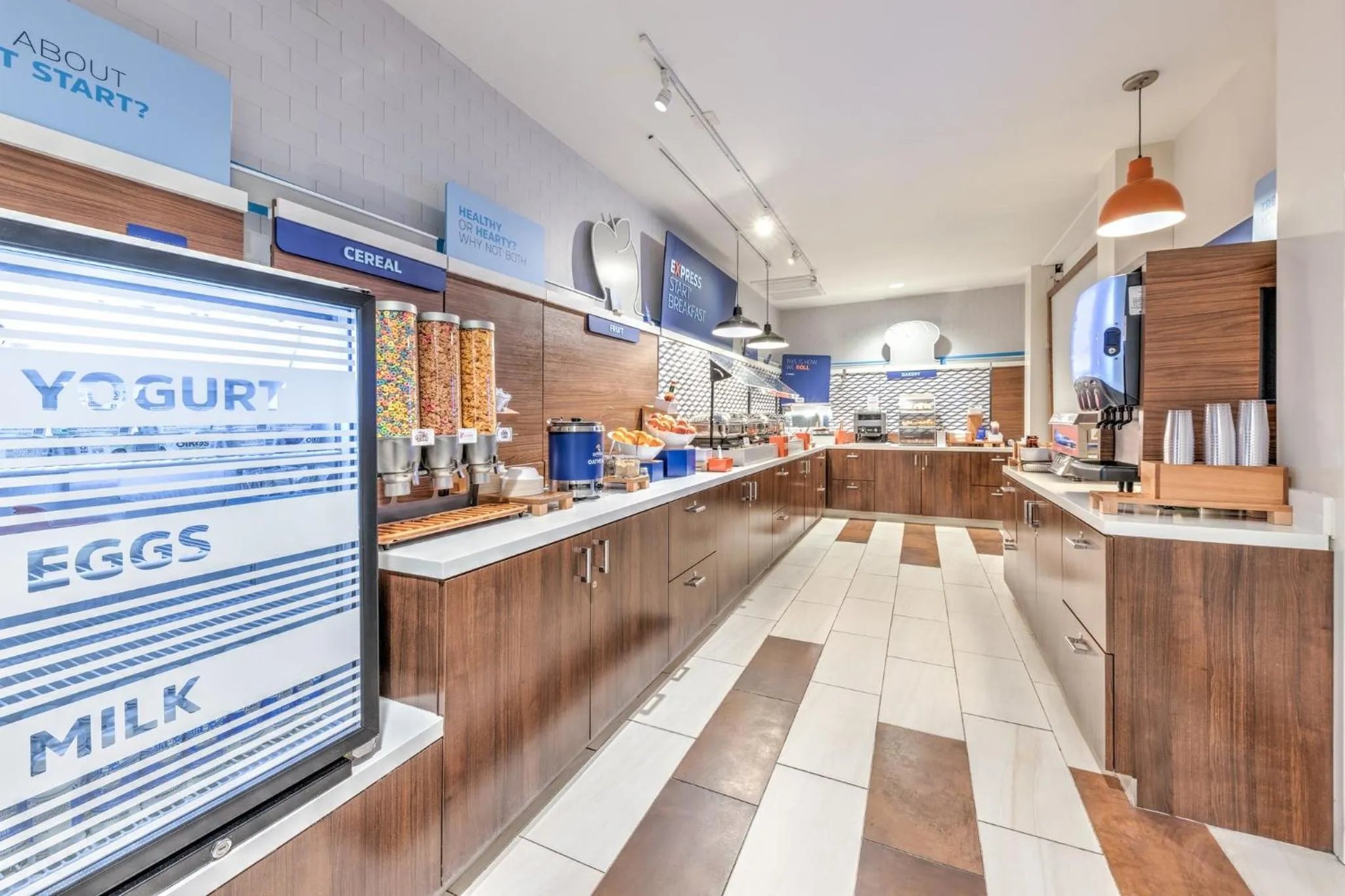 Breakfast in Holiday Inn Express & Suites Houston S - Medical Ctr Area by IHG