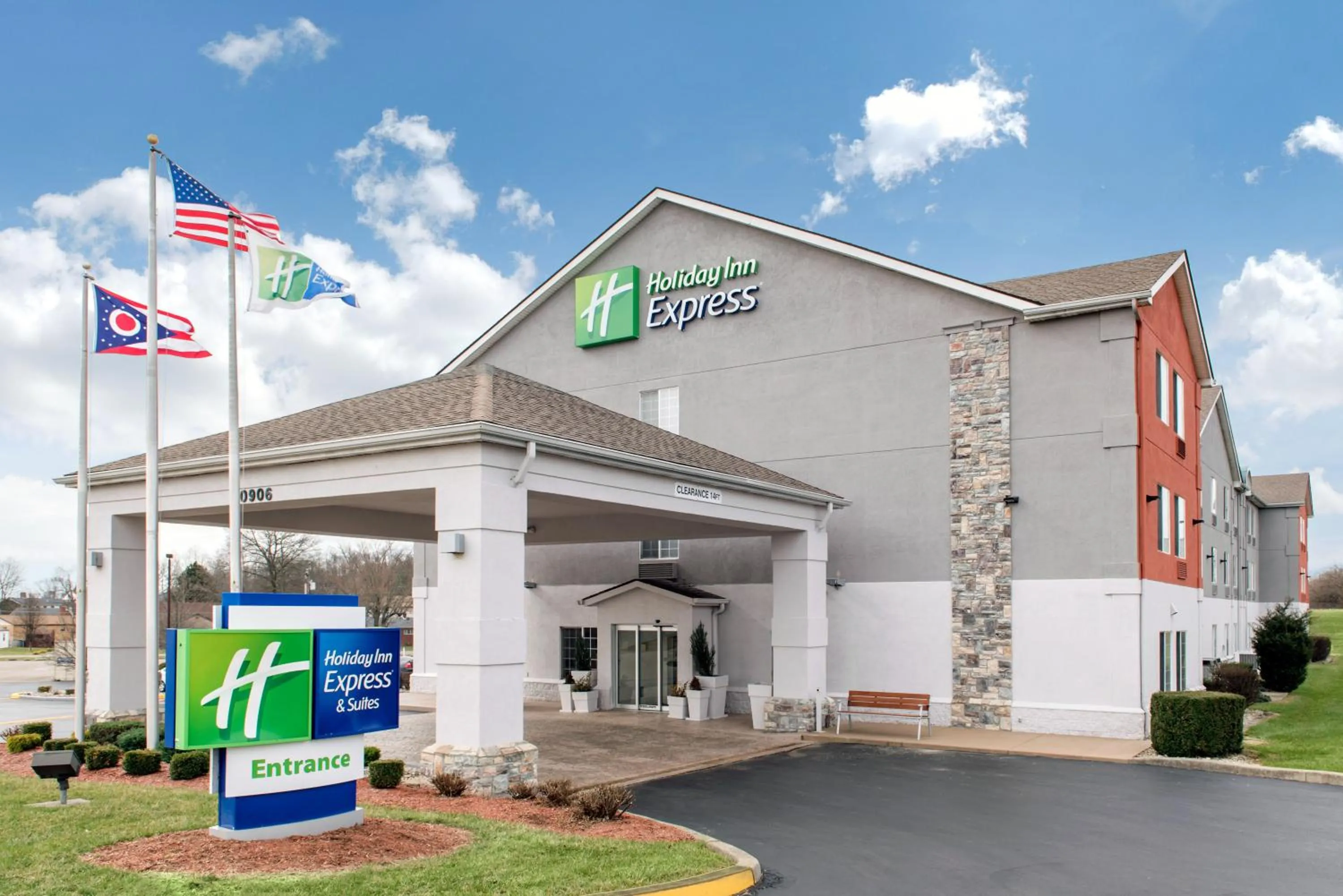 Property building in Holiday Inn Express & Suites Harrison by IHG