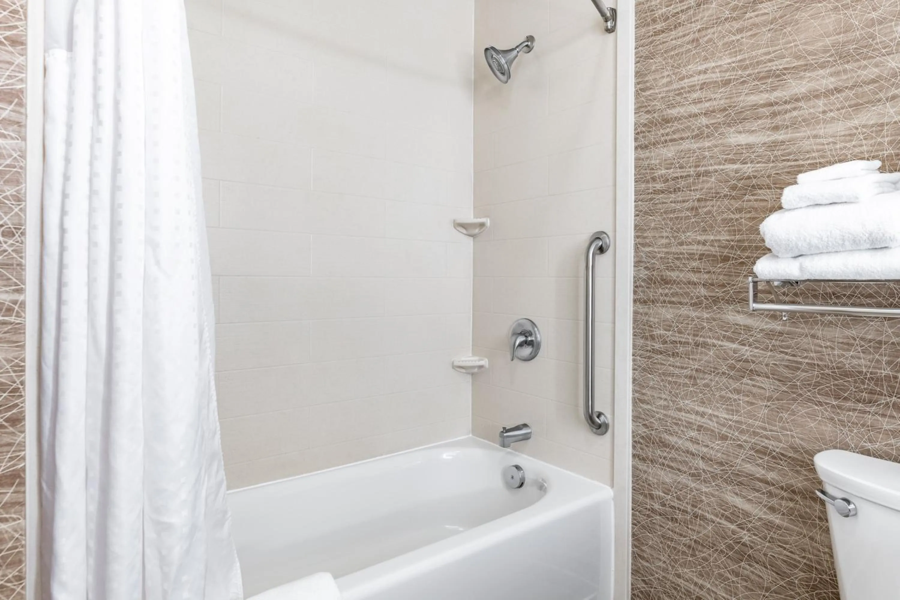 Bathroom in Holiday Inn Express & Suites Ironton by IHG