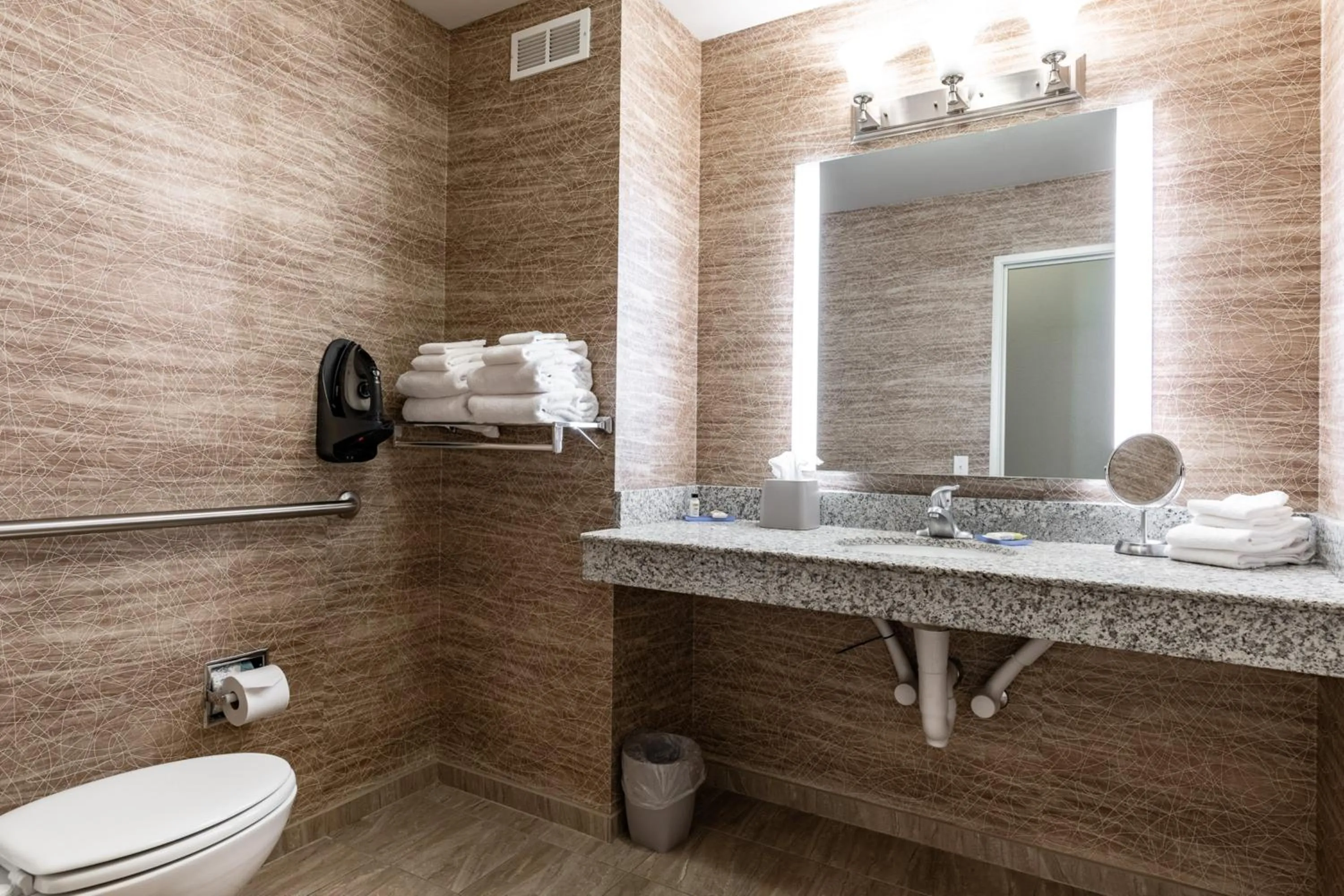 Bathroom in Holiday Inn Express & Suites Ironton by IHG
