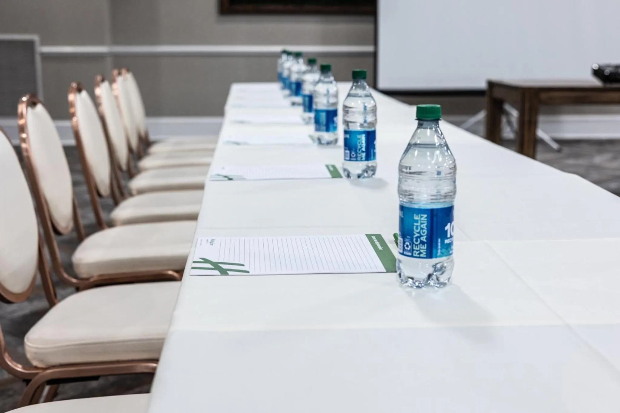 Meeting/conference room in Holiday Inn Manahawkin/Long Beach Island by IHG