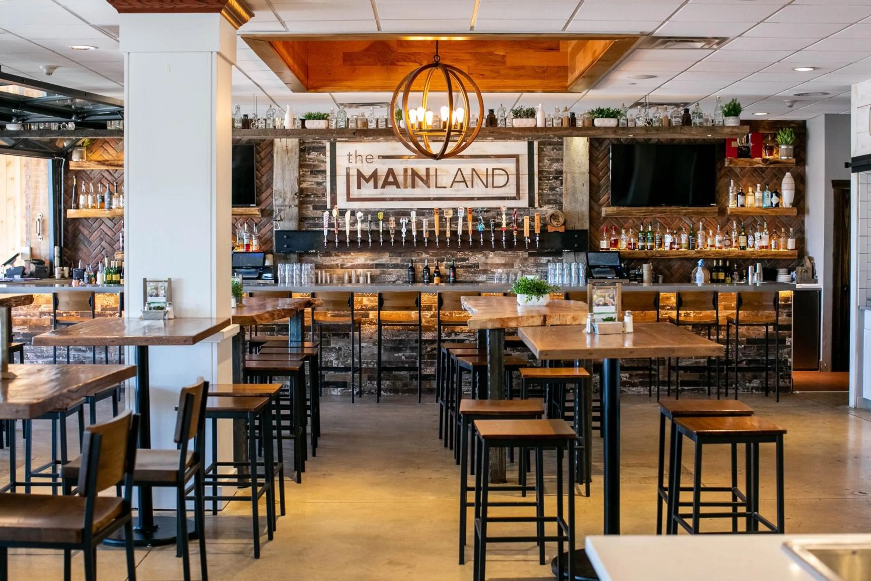 Restaurant/places to eat in Holiday Inn Manahawkin/Long Beach Island by IHG