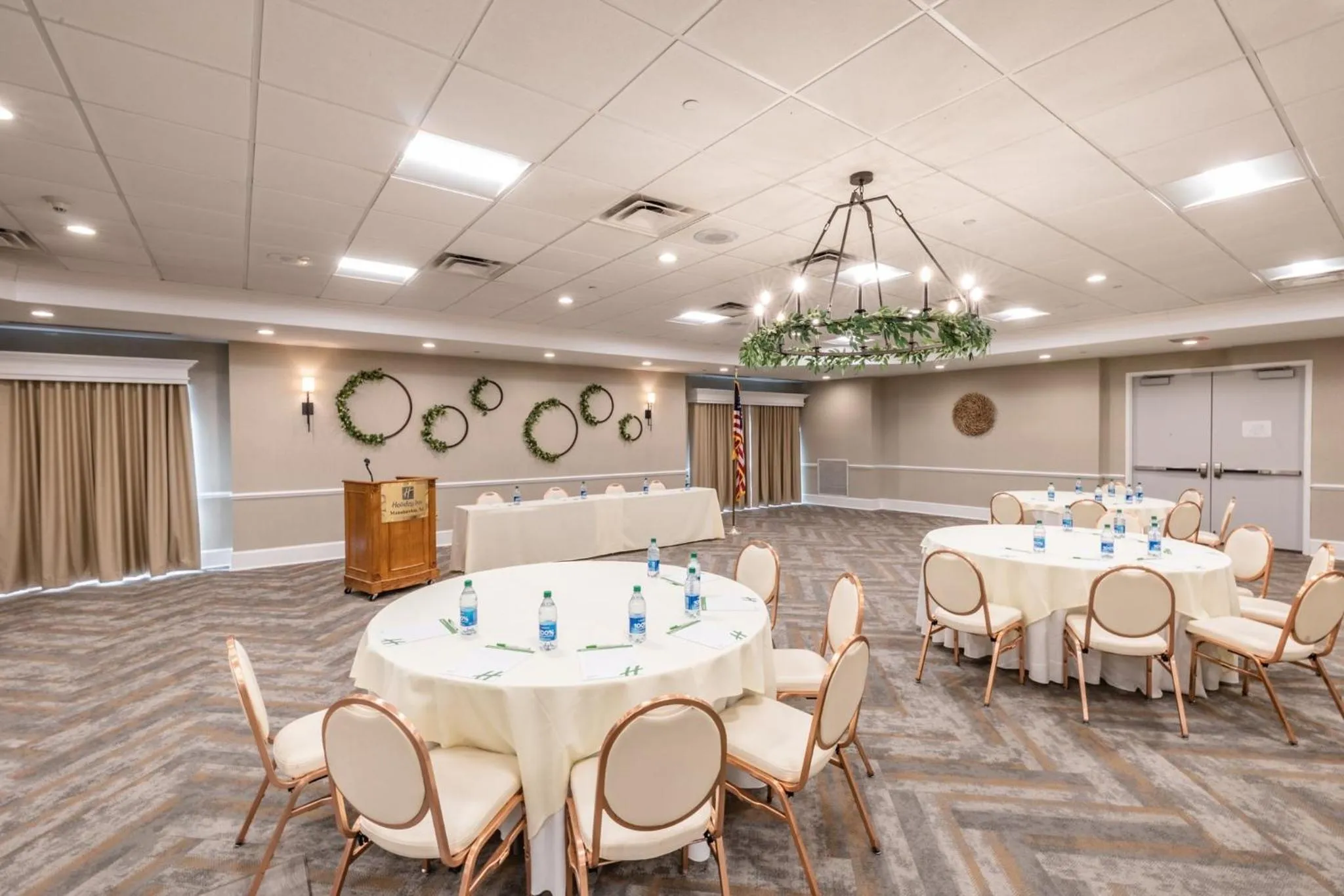 Meeting/conference room in Holiday Inn Manahawkin/Long Beach Island by IHG