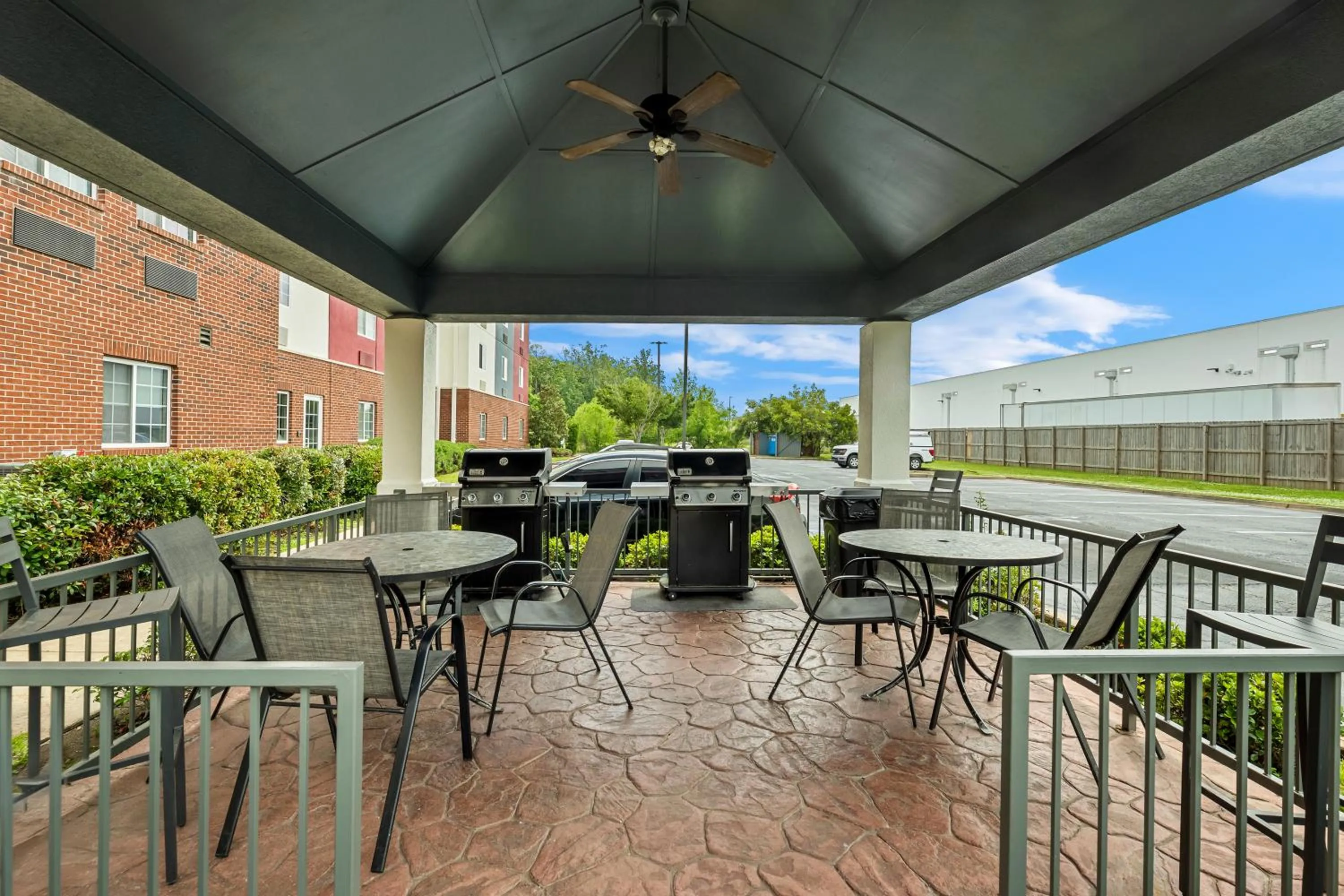 Candlewood Suites Flowood, MS by IHG