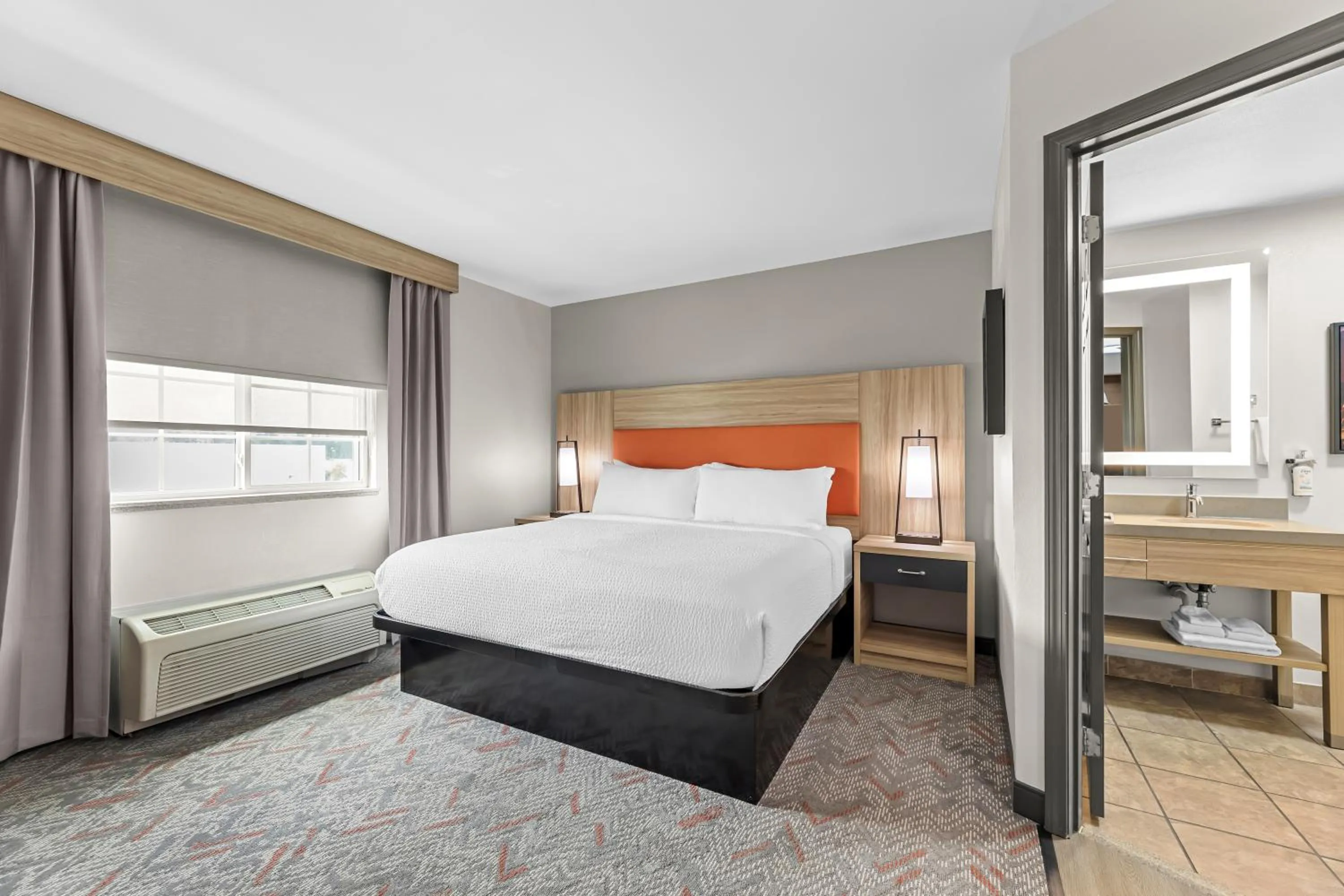 Bed in Candlewood Suites Flowood, MS by IHG