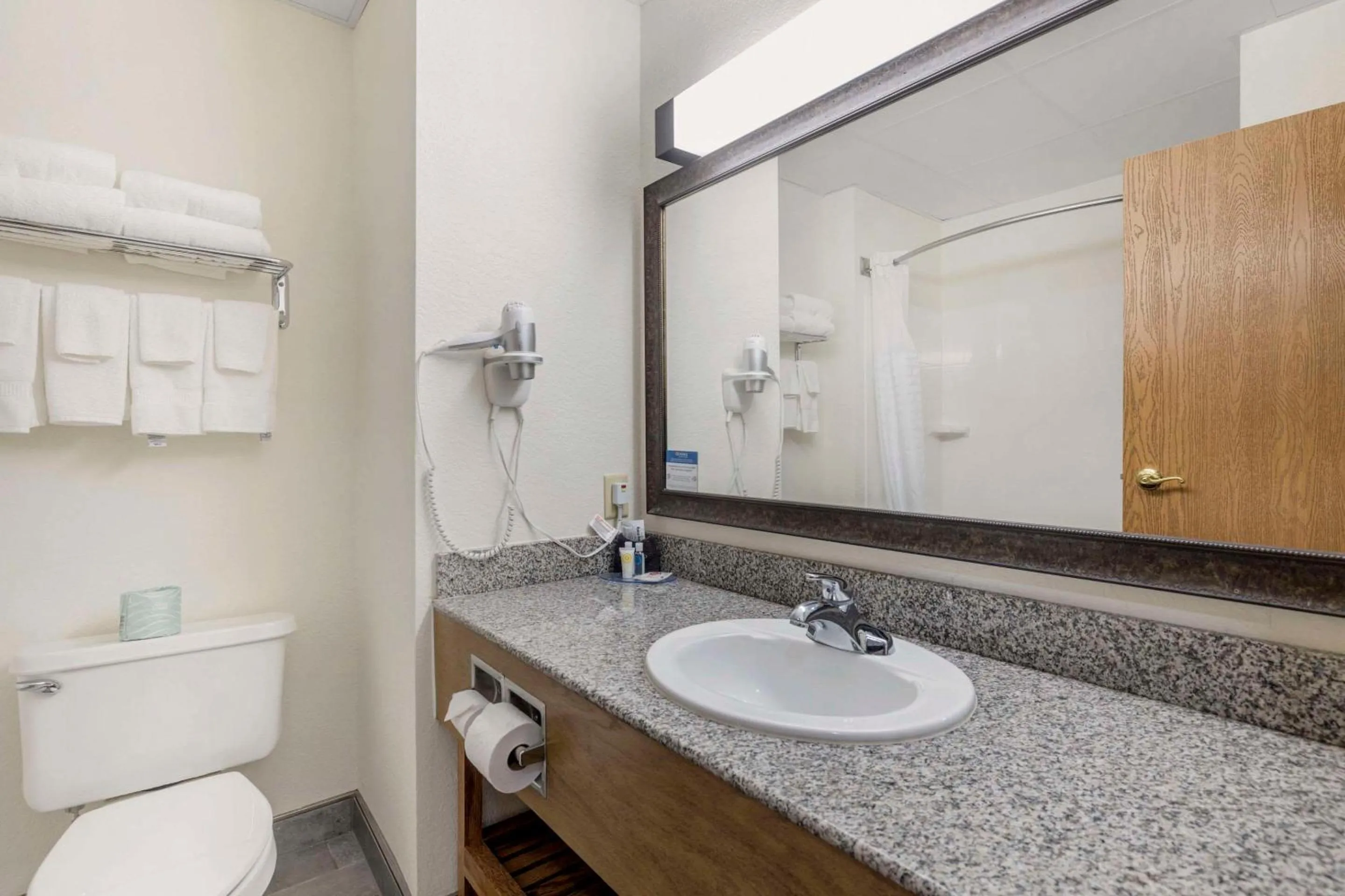 Bedroom in Comfort Inn & Suites Mt Rushmore