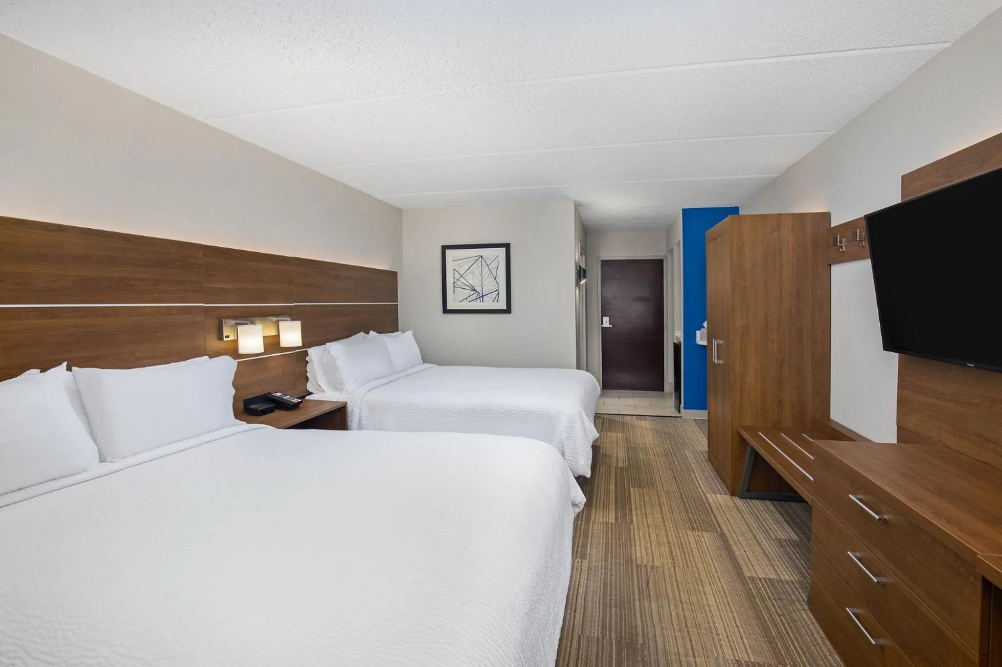 Photo of the whole room, Bed in Holiday Inn Express & Suites Kings Mountain - Shelby Area by IHG