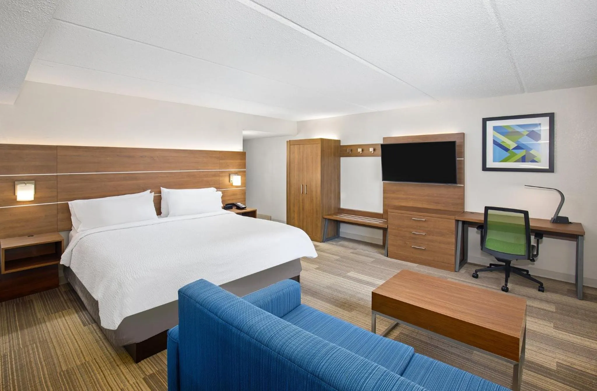 Photo of the whole room, Bed in Holiday Inn Express & Suites Kings Mountain - Shelby Area by IHG