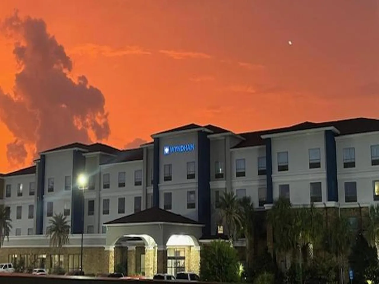 Wyndham Lake Charles