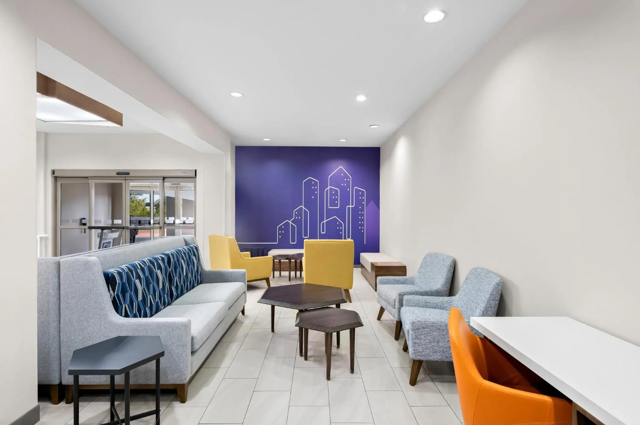 Property building in Holiday Inn Express & Suites Morrilton by IHG