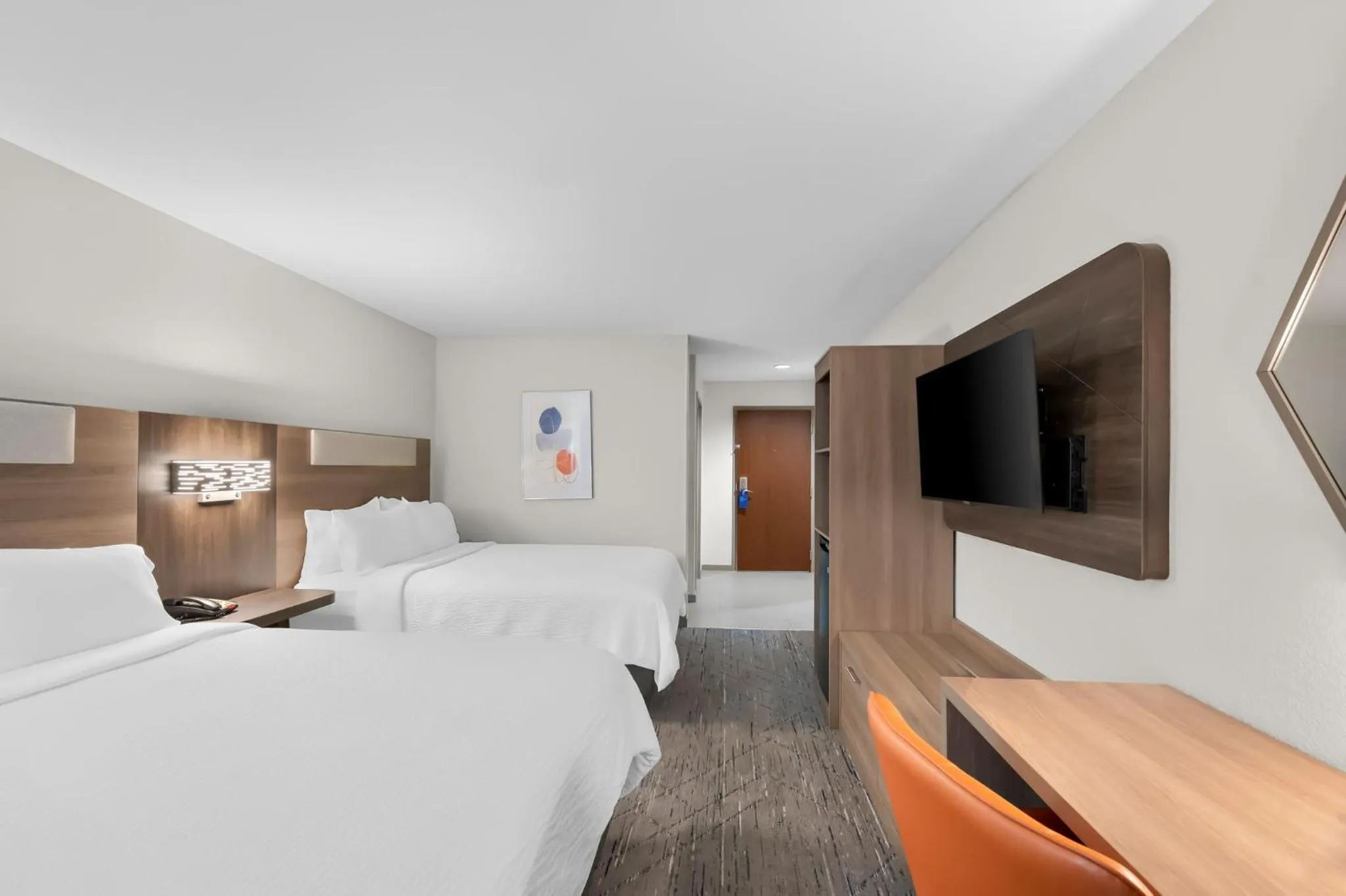 Photo of the whole room, Bed in Holiday Inn Express & Suites Morrilton by IHG