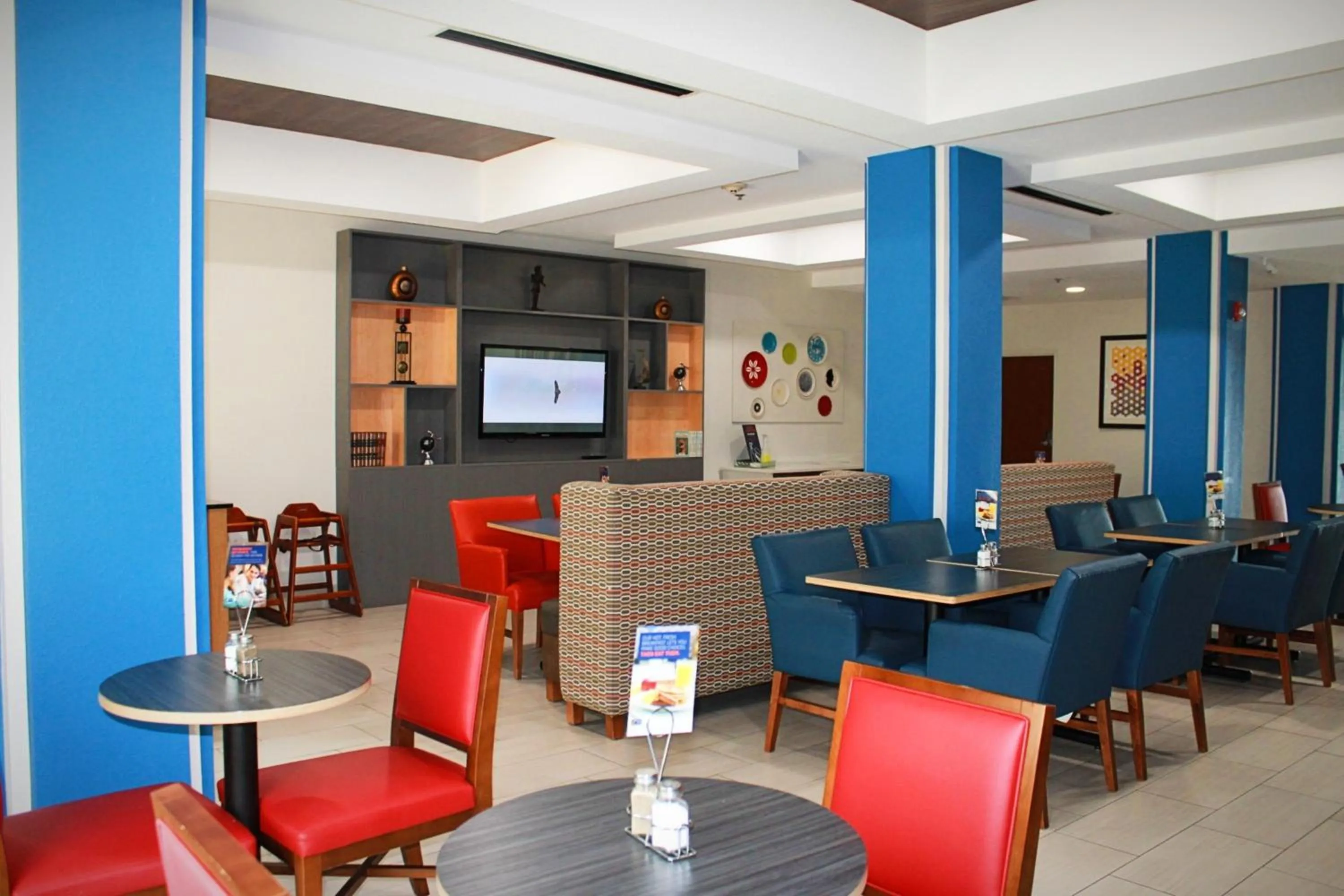 Breakfast in Holiday Inn Express McComb by IHG