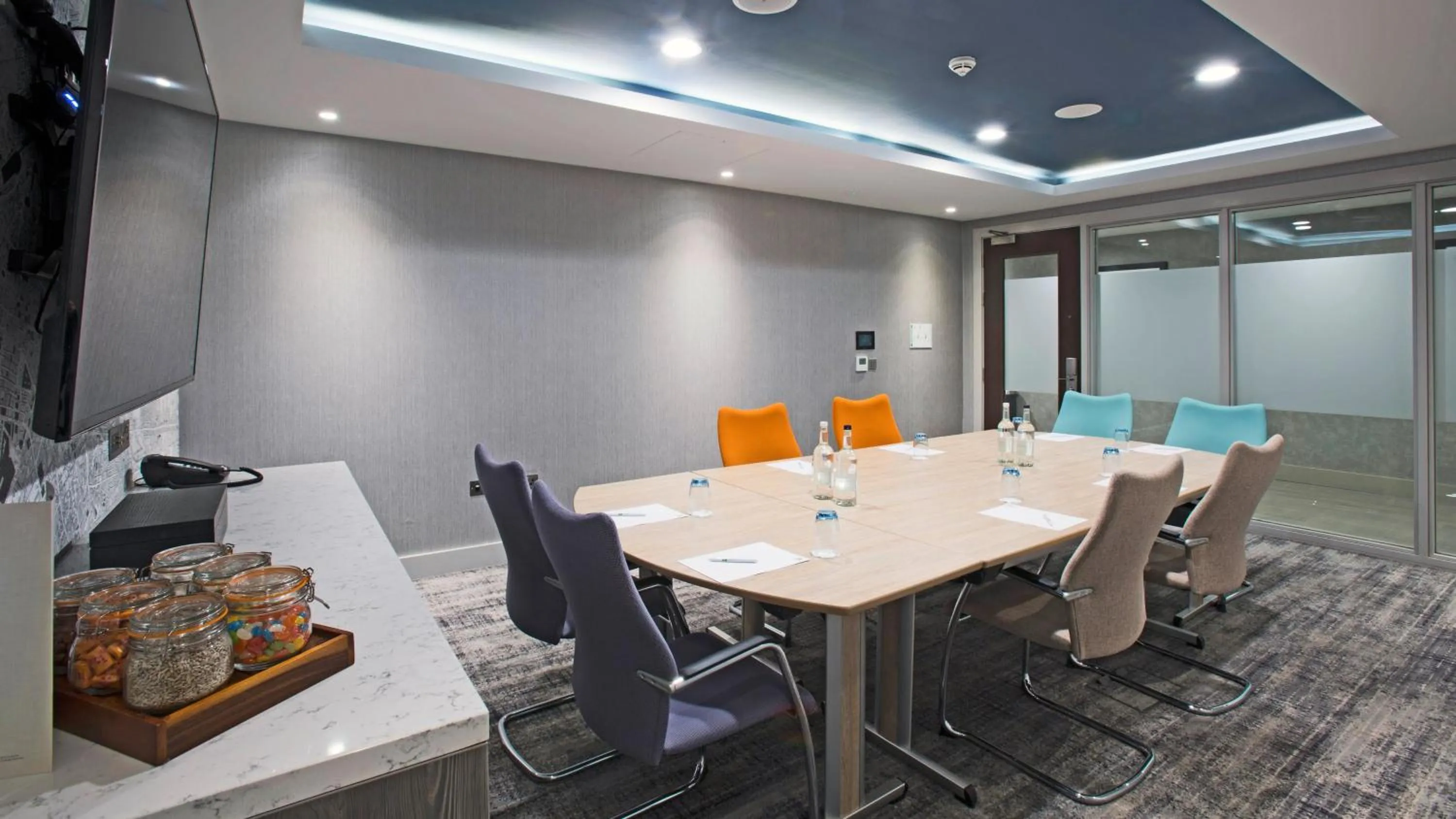 Meeting/conference room in Holiday Inn Manchester - City Centre by IHG