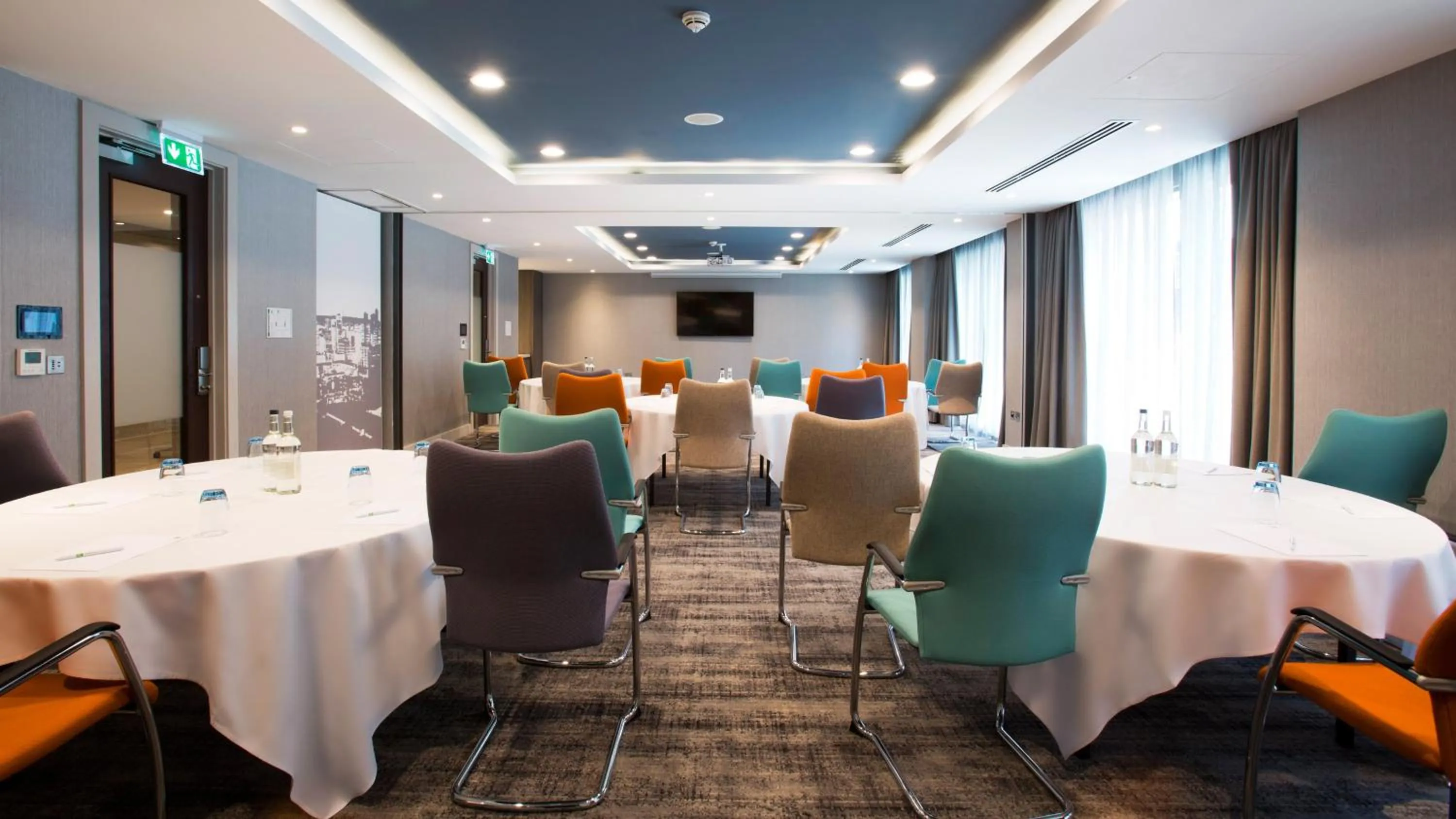 Meeting/conference room in Holiday Inn Manchester - City Centre by IHG