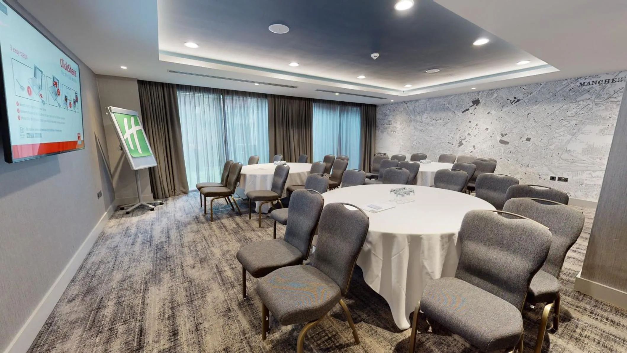 Meeting/conference room in Holiday Inn Manchester - City Centre by IHG